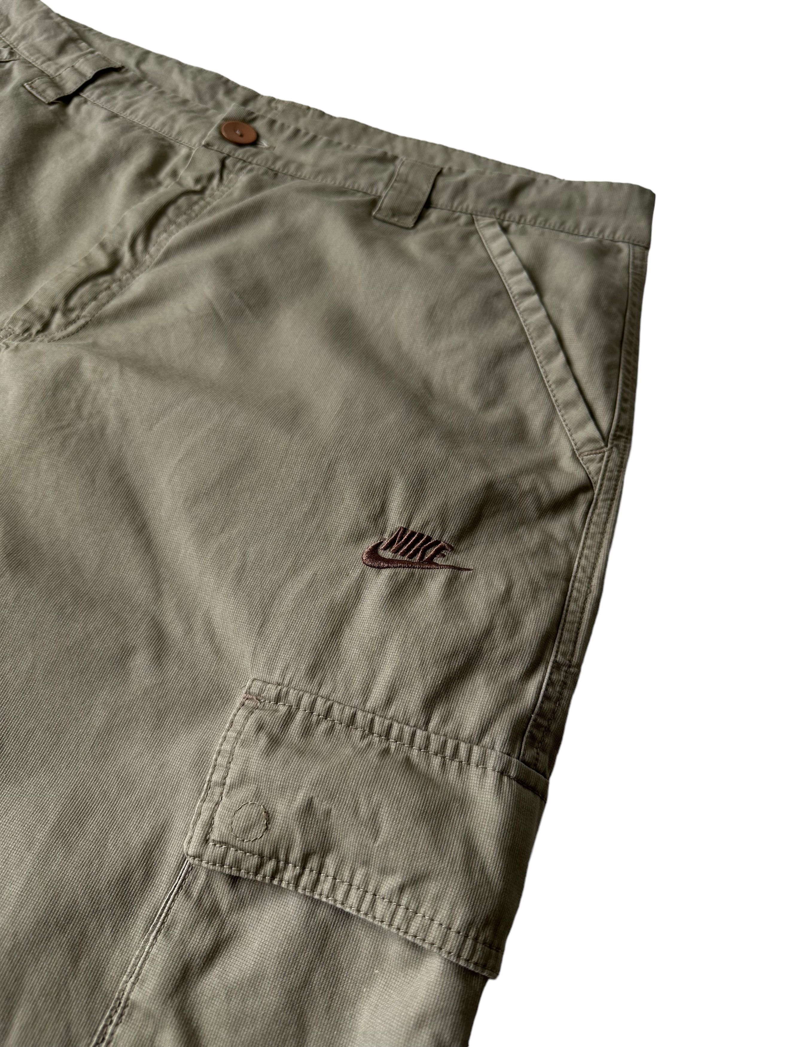 Nike × Vintage Vintage Nike Beige Cargo Shorts (XL) Size US 36 / EU 52 - 2 Thumbnail