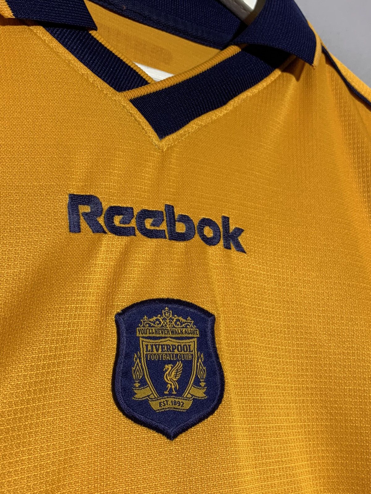 Reebok × Vintage Liverpool Reebok Vintage Y2k 2001/02 Football Shirt Size US L / EU 52-54 / 3 - 4 Thumbnail