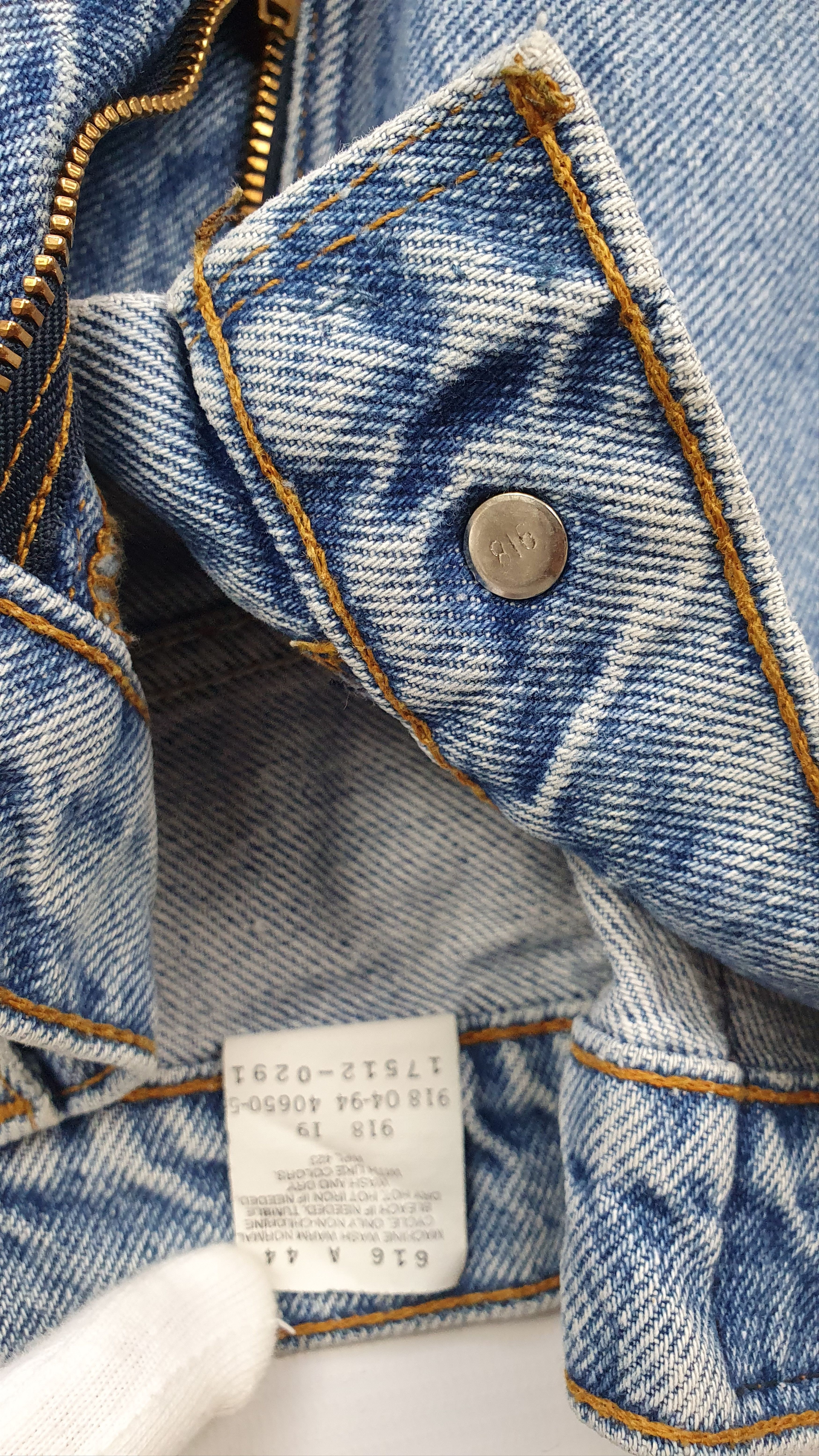 Levi's × Levi's Vintage Clothing 90s LEVIS Tapered leg Vintage Dirty Denim Jeans Size US 31 - 9 Thumbnail
