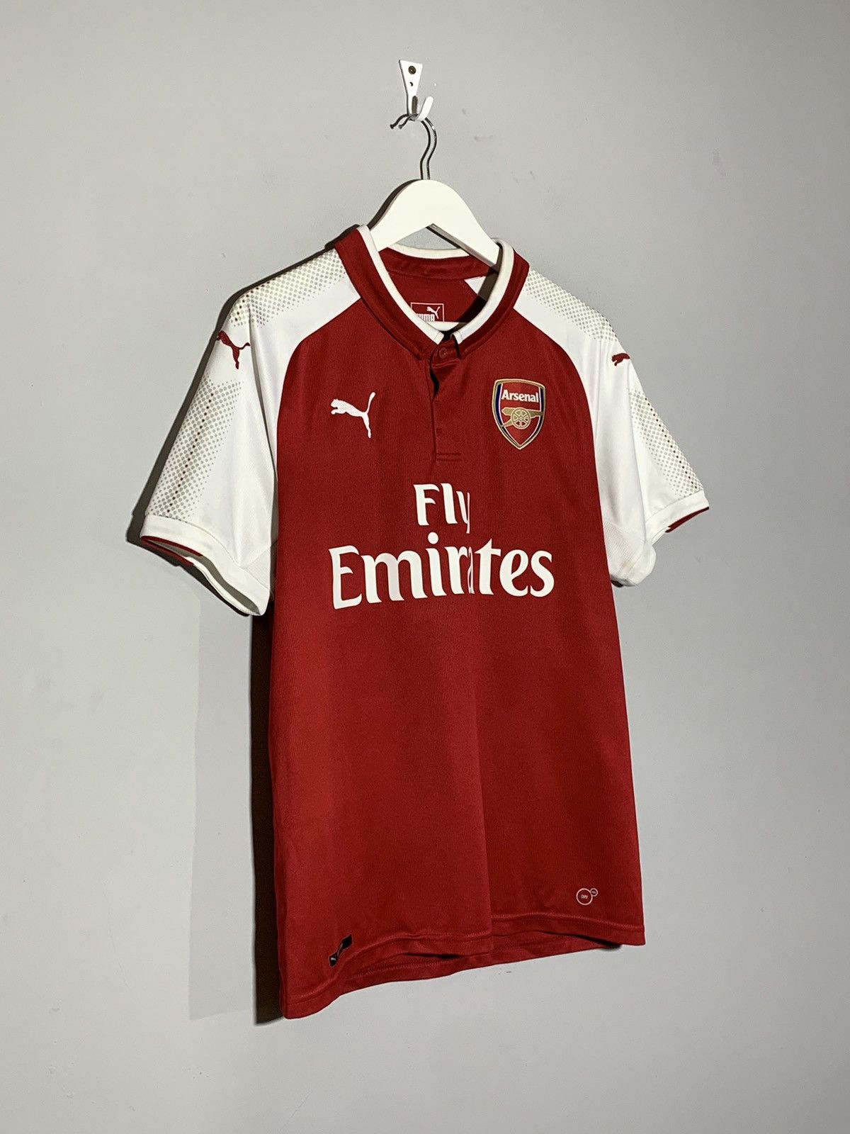 Puma Arsenal Puma 2017/18 Home Y2k Streetwear Football Shirt Size US M / EU 48-50 / 2 - 2 Thumbnail