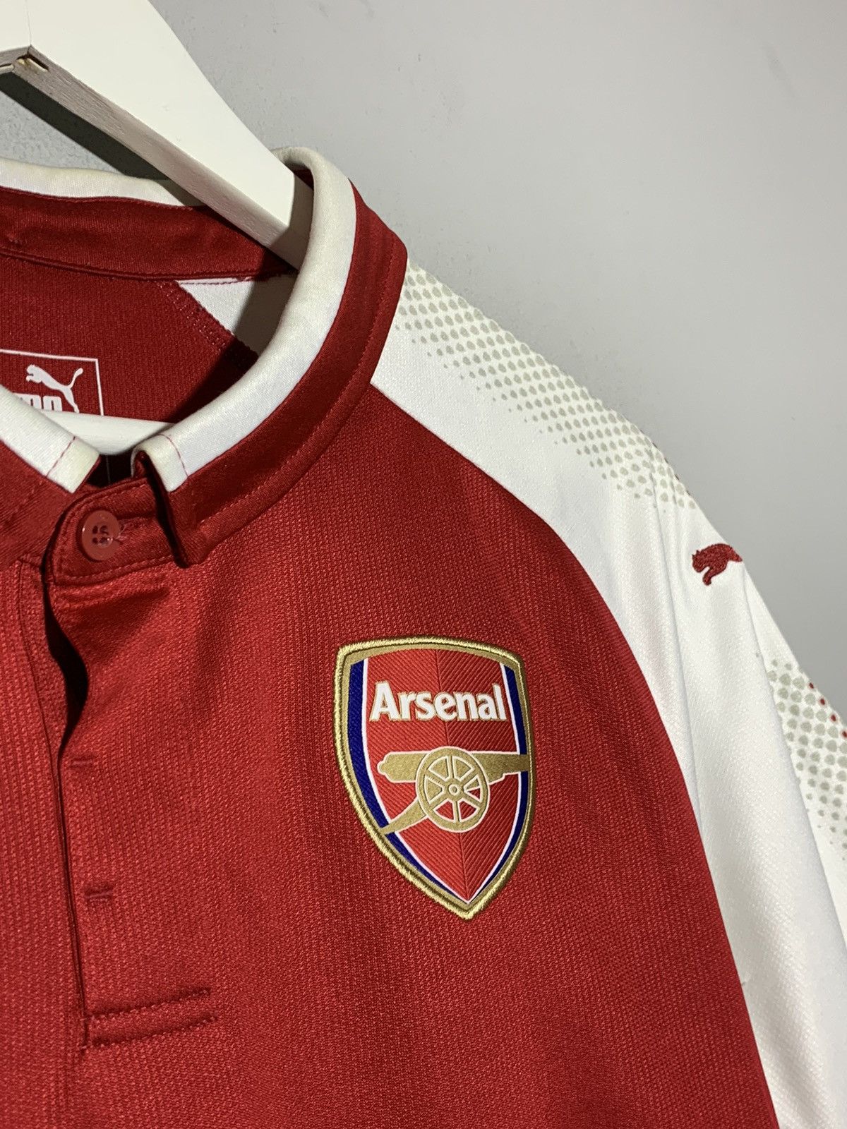 Puma Arsenal Puma 2017/18 Home Y2k Streetwear Football Shirt Size US M / EU 48-50 / 2 - 5 Thumbnail