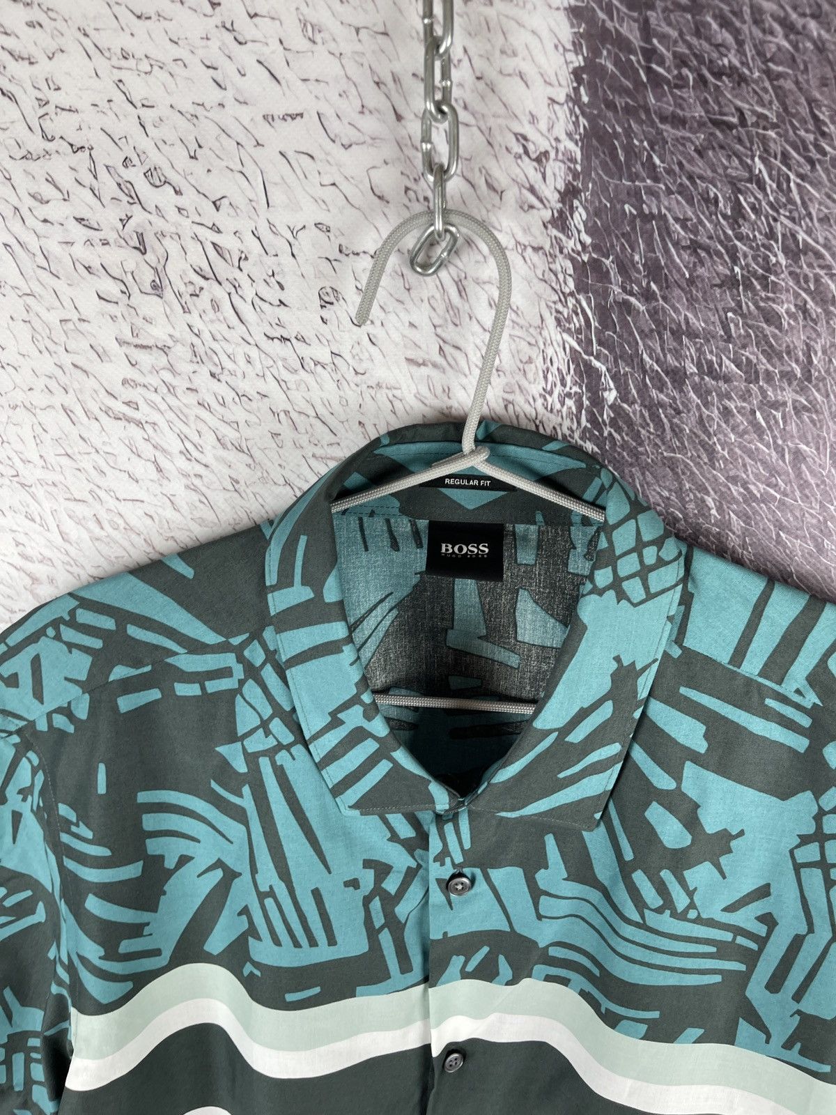 Hugo Boss Hugo Boss pattern striped green shirt sleeve shirt Size US XL / EU 56 / 4 - 6 Thumbnail