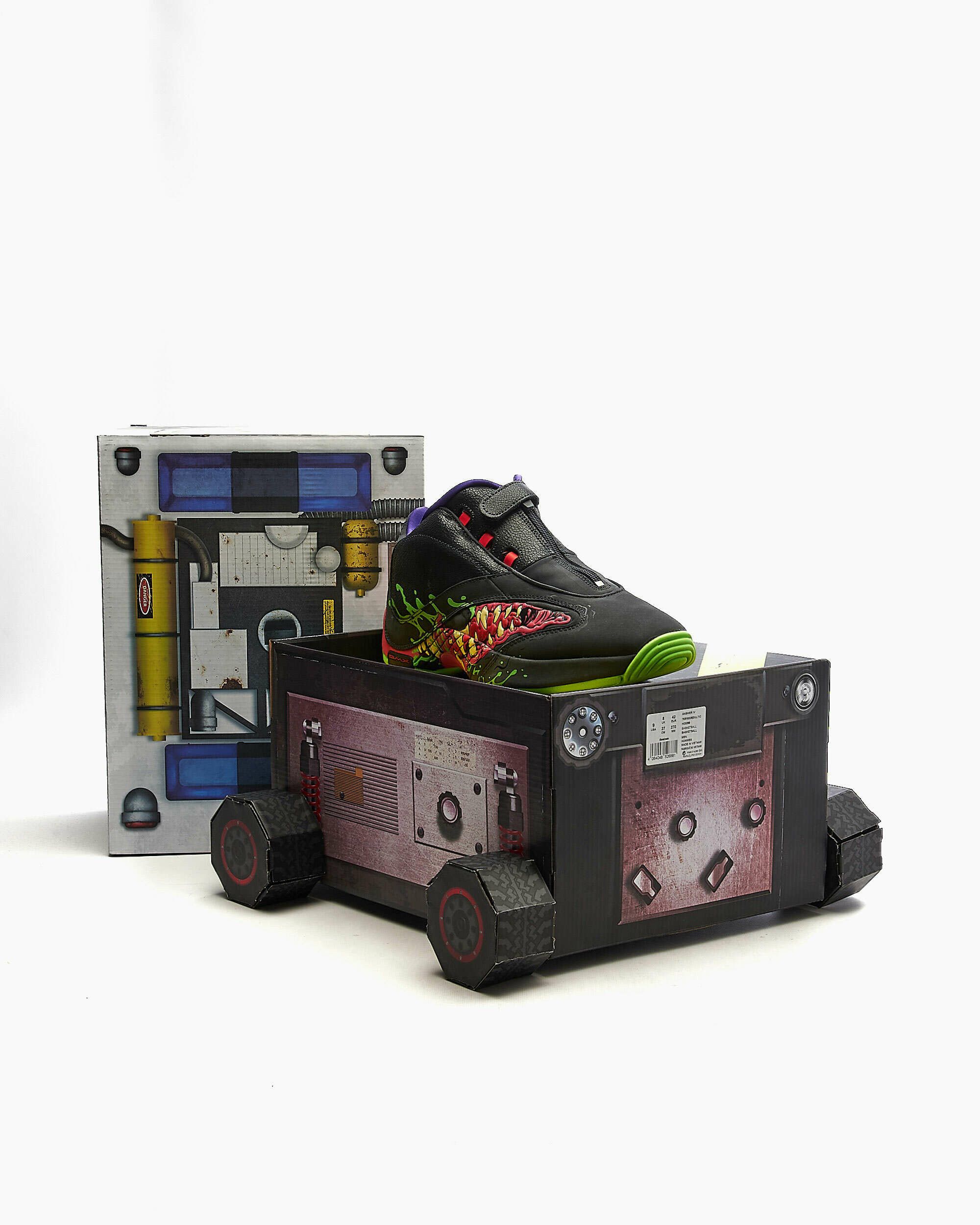 Reebok reebok x ghostbusters answer IV size 10.5 Size US 10.5 / EU 43-44 - 3 Thumbnail