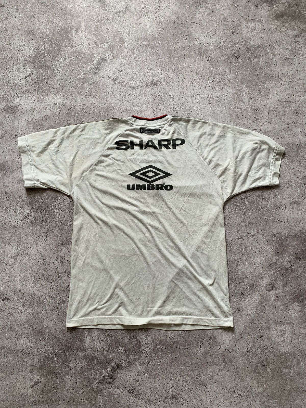 Umbro × Vintage Vintage 90s Manchester United x Umbro Training Tee T Shirt Size US L / EU 52-54 / 3 - 8 Thumbnail