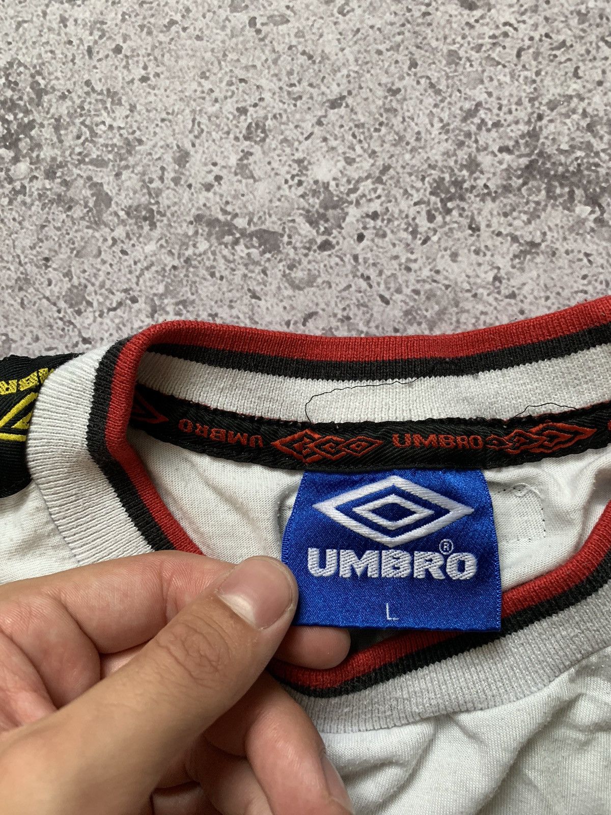Umbro × Vintage Vintage 90s Manchester United x Umbro Training Tee T Shirt Size US L / EU 52-54 / 3 - 5 Thumbnail