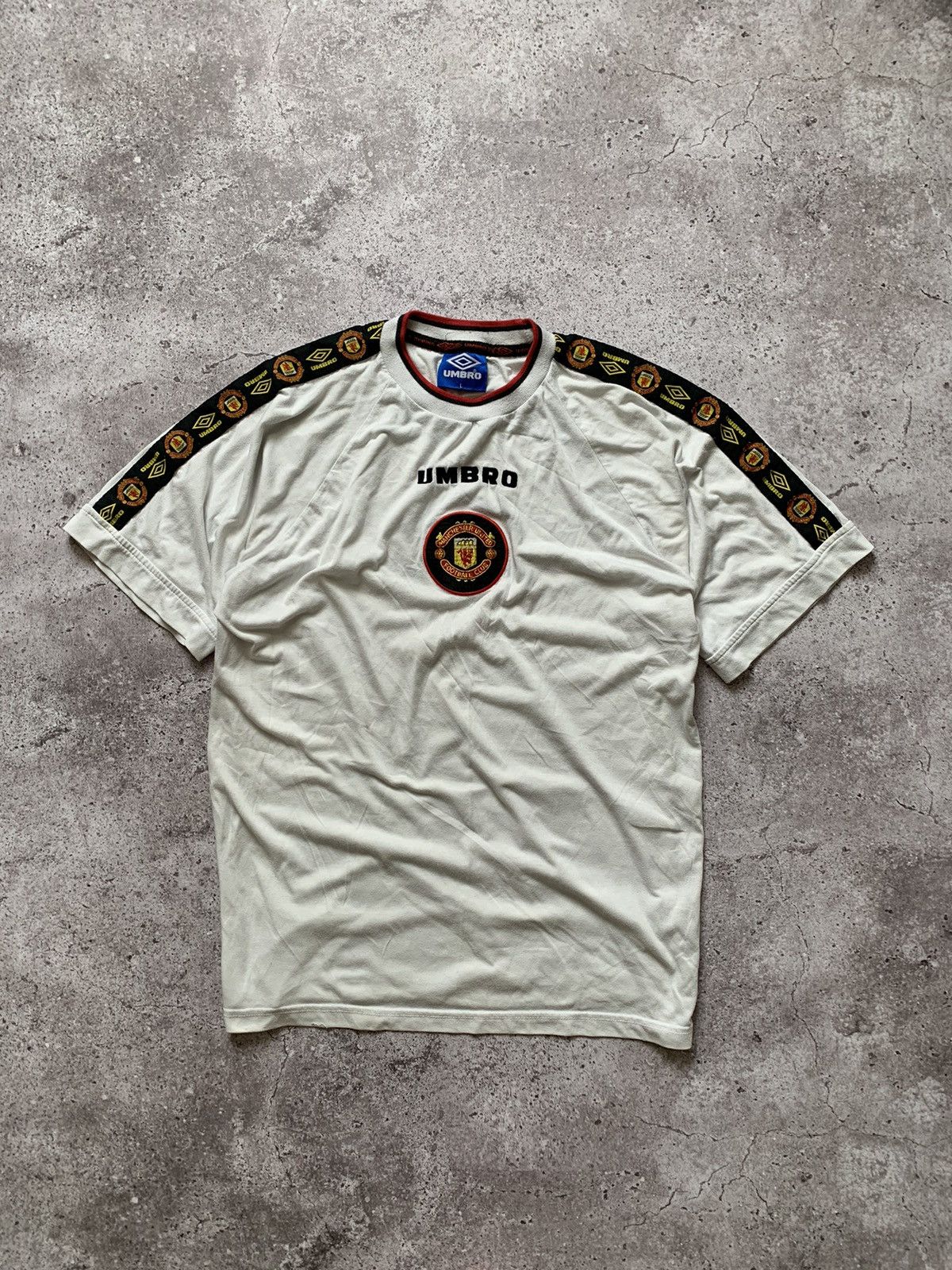 Umbro × Vintage Vintage 90s Manchester United x Umbro Training Tee T Shirt Size US L / EU 52-54 / 3 - 1 Thumbnail