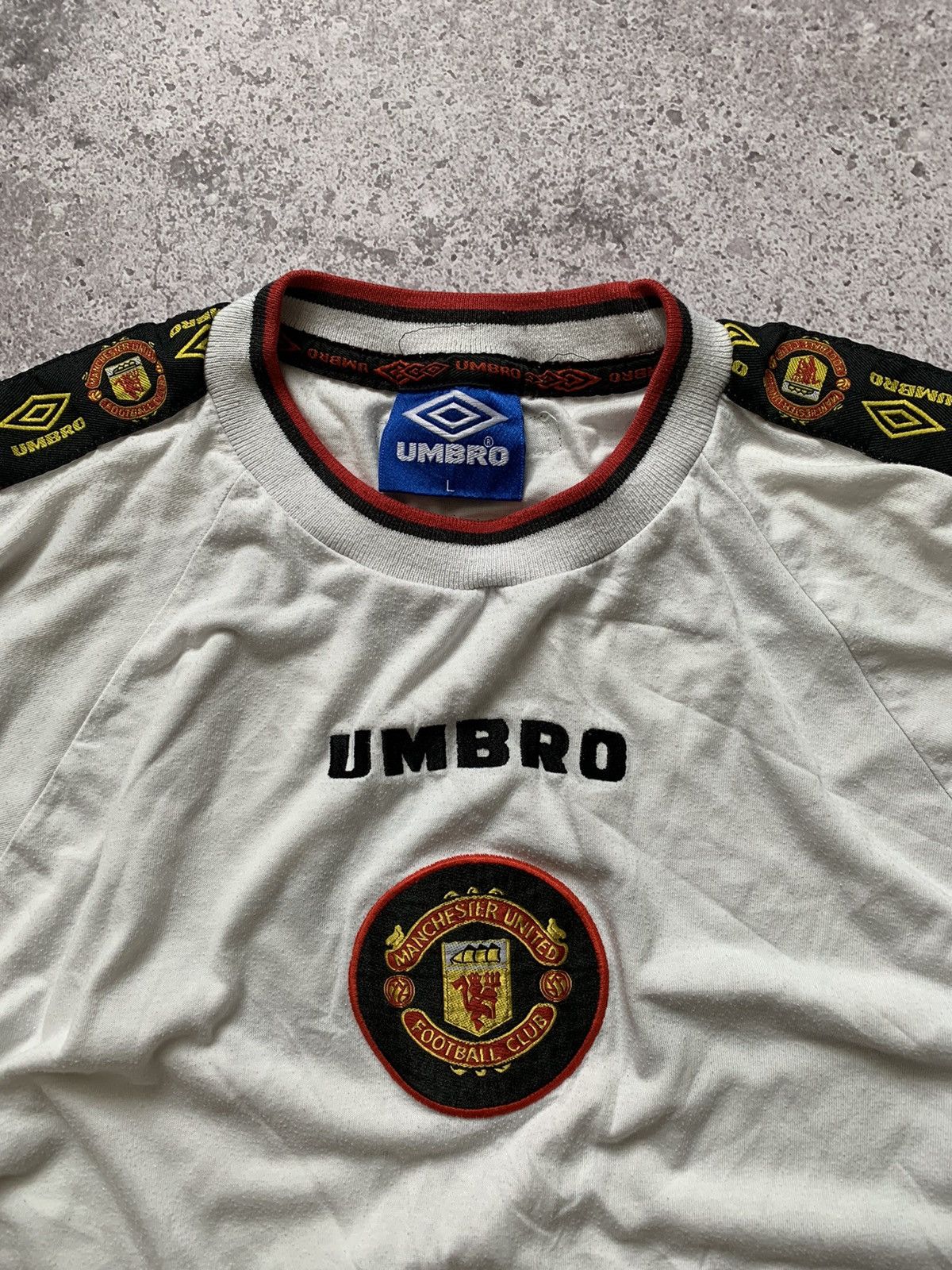 Umbro × Vintage Vintage 90s Manchester United x Umbro Training Tee T Shirt Size US L / EU 52-54 / 3 - 3 Thumbnail