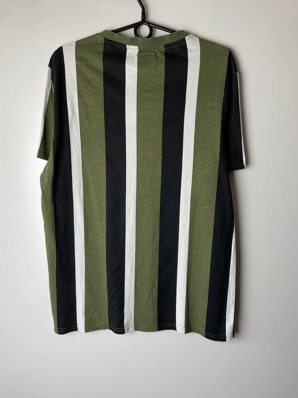Guess Guess vintage t-shirts size M Size US M / EU 48-50 / 2 - 2 Thumbnail