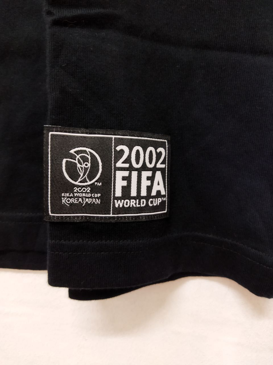 Vintage Vintage Fifa World Cup Korea Japan Tshirt Size US L / EU 52-54 / 3 - 4 Thumbnail