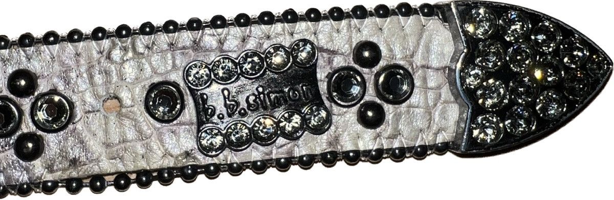 Chanel 4017 D pink purple Kylie Jenner sunglasses Swarovski