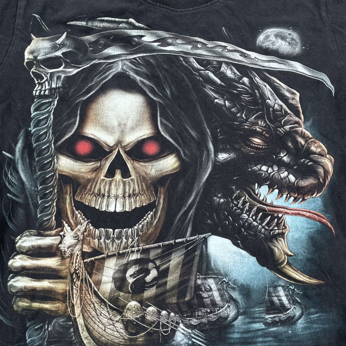 Vintage Vintage 90s Goth Skull Graphic Tee Black Faded Baggy Slim S Size US S / EU 44-46 / 1 - 5 Thumbnail