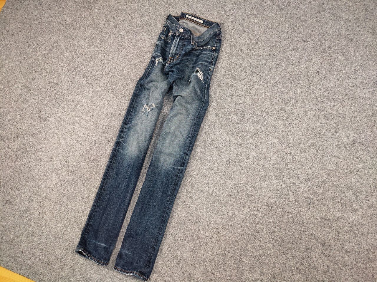 AG Adriano Goldschmied Adriano Goldschmied Distressed Denim Blue Jeans Made in USA Size US 32 / EU 48 - 4 Thumbnail