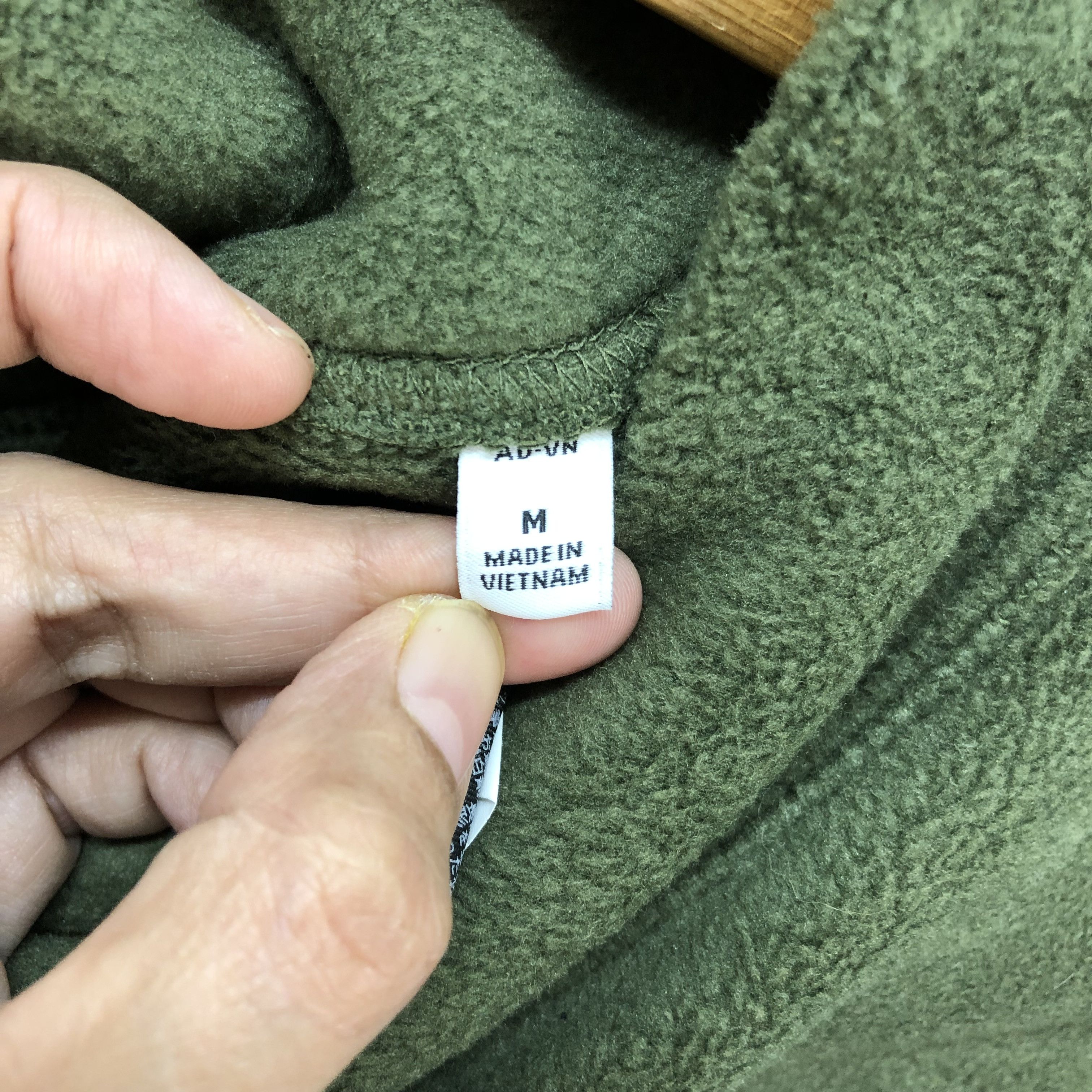 Uniqlo × White Mountaineering Uniqlo X White Mountaineering Green Fleece #6006-217 Size M / US 6-8 / IT 42-44 - 10 Thumbnail