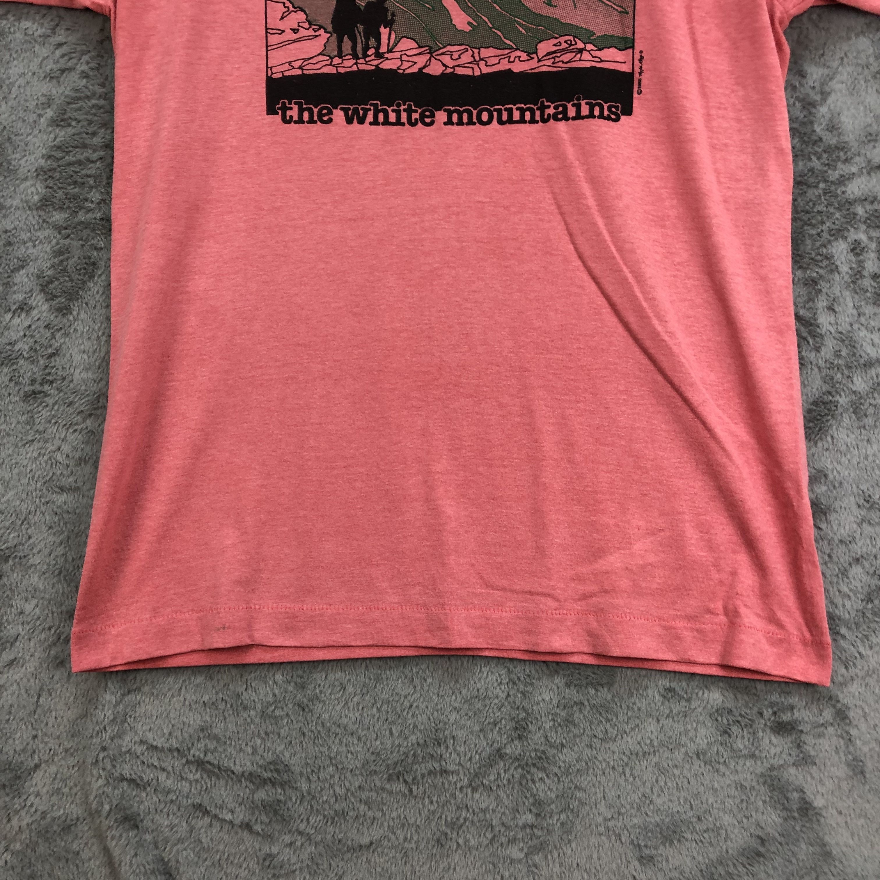 Vintage Vintage 86's The White Mountains T Shirts #6016-218 Size US L / EU 52-54 / 3 - 8 Thumbnail
