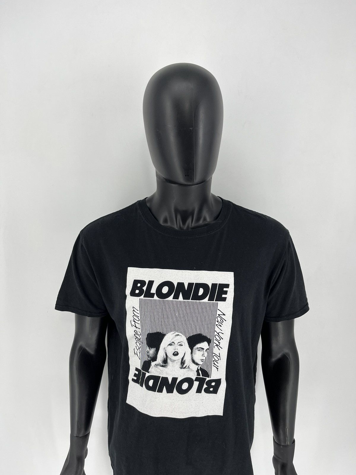 Band Tees 2019 Blondie New York Tour T Shirt Size US L / EU 52-54 / 3 - 5 Thumbnail