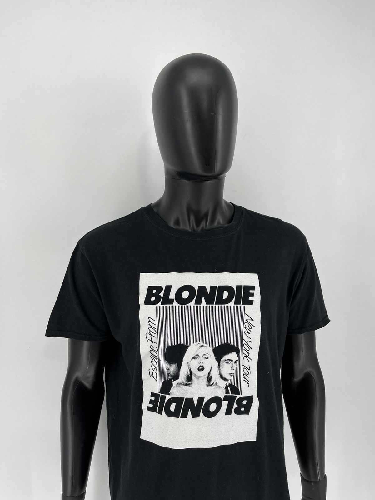 Band Tees 2019 Blondie New York Tour T Shirt Size US L / EU 52-54 / 3 - 3 Thumbnail