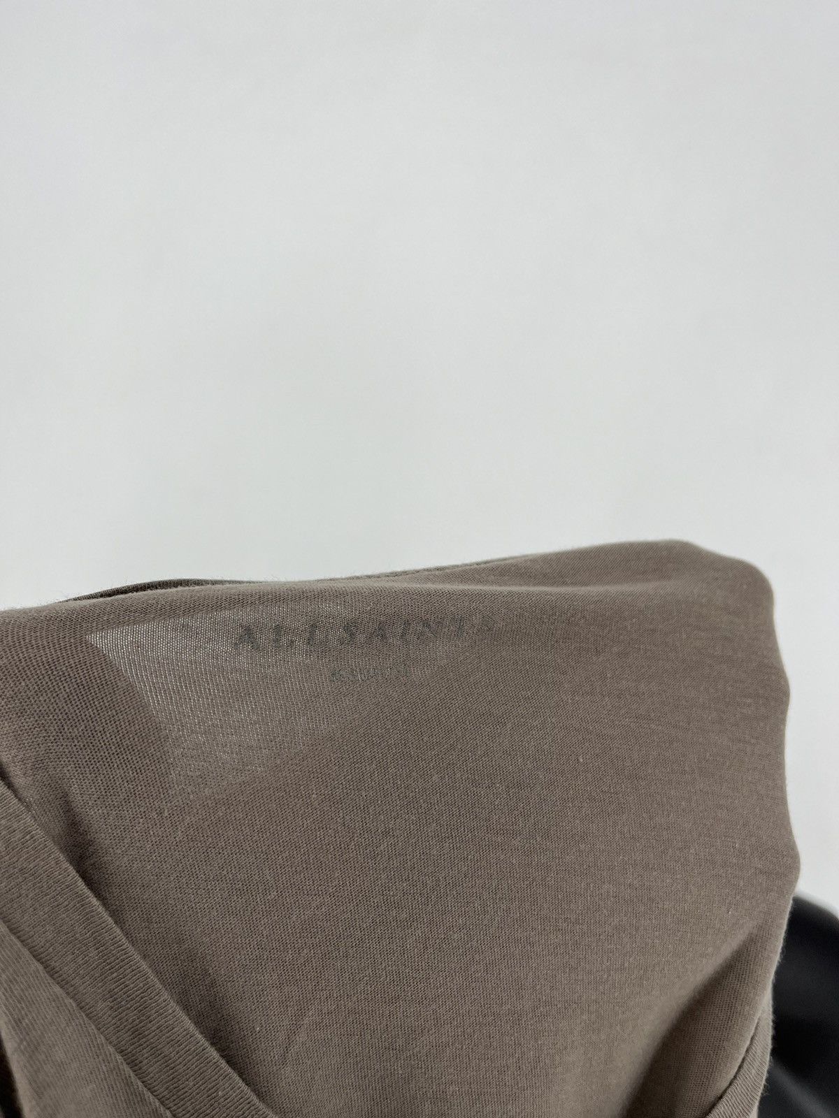 Allsaints Vintage Y2K Allsaints T-shirt Luxury Sportswear Size M Size US M / EU 48-50 / 2 - 10 Thumbnail