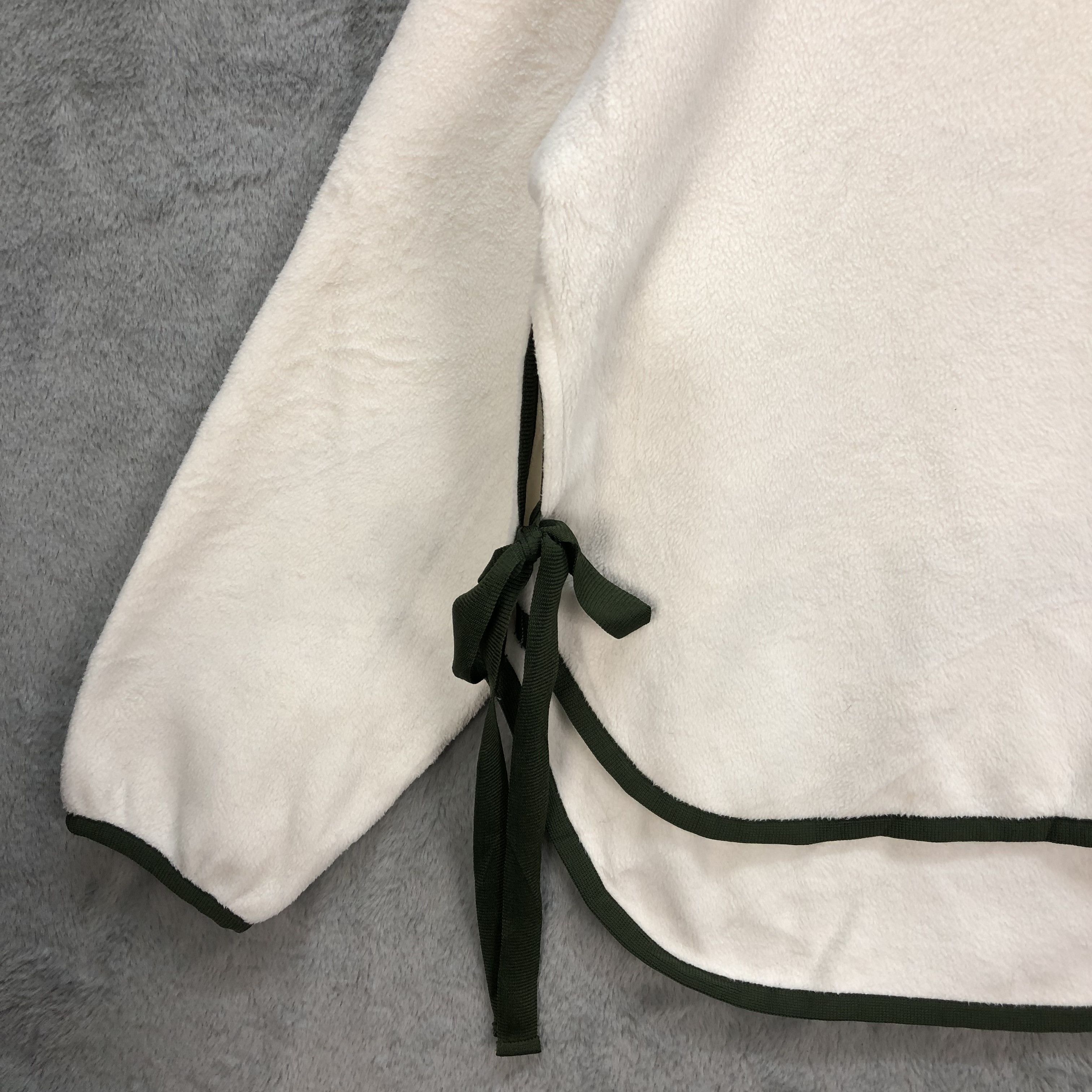 Uniqlo × White Mountaineering Uniqlo X White Mountaineering White Fleece #6007-217 Size M / US 6-8 / IT 42-44 - 6 Thumbnail