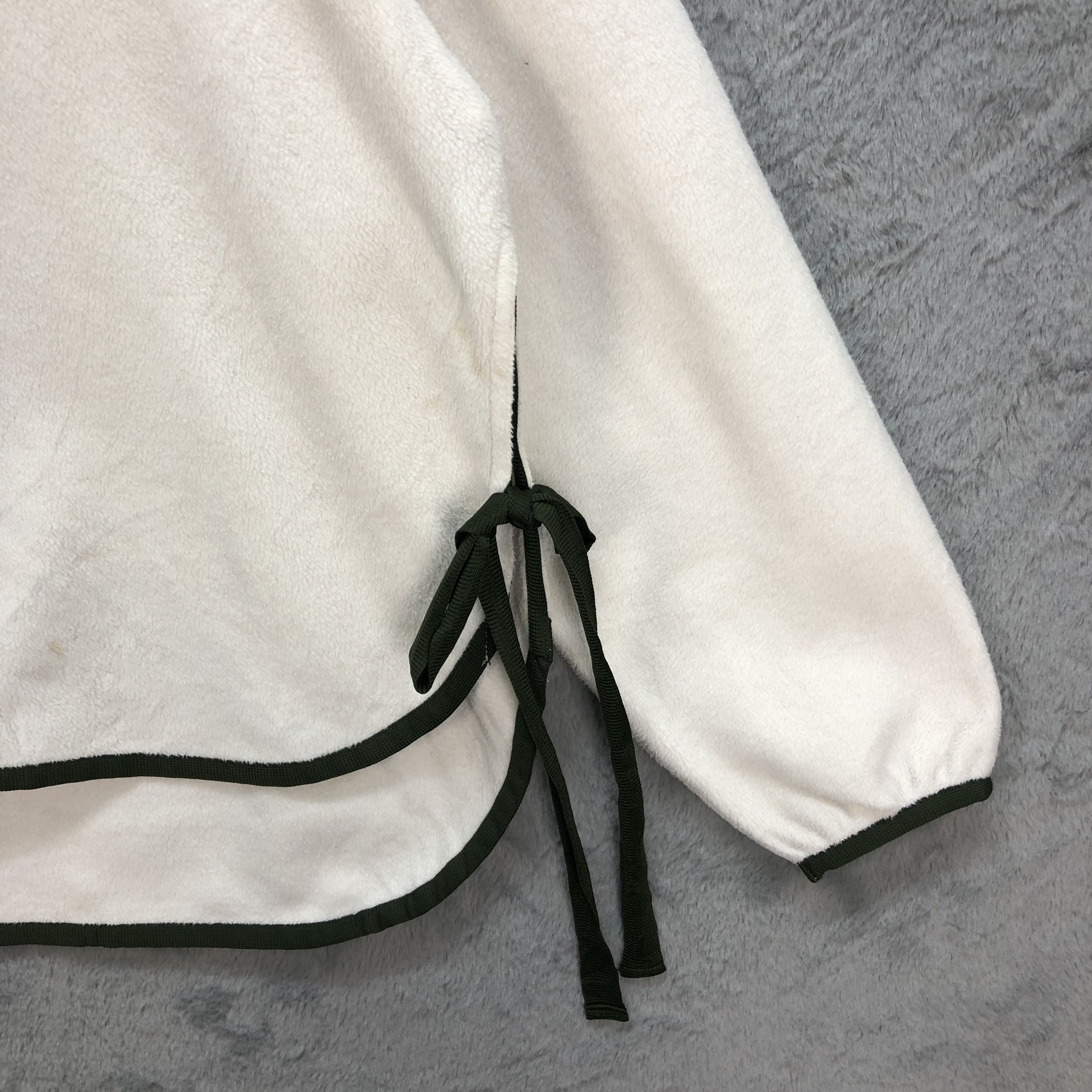 Uniqlo × White Mountaineering Uniqlo X White Mountaineering White Fleece #6007-217 Size M / US 6-8 / IT 42-44 - 7 Thumbnail