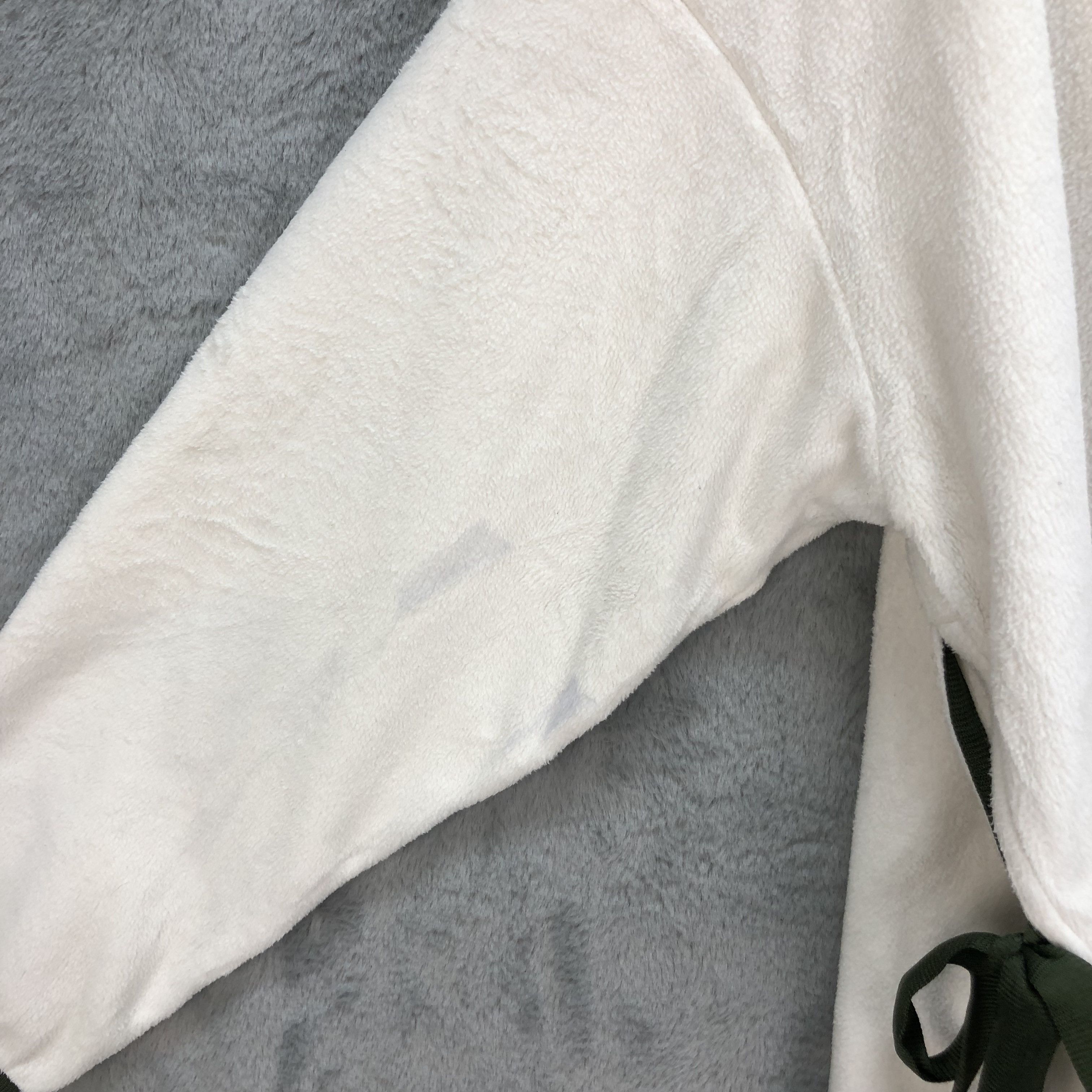 Uniqlo × White Mountaineering Uniqlo X White Mountaineering White Fleece #6007-217 Size M / US 6-8 / IT 42-44 - 12 Thumbnail