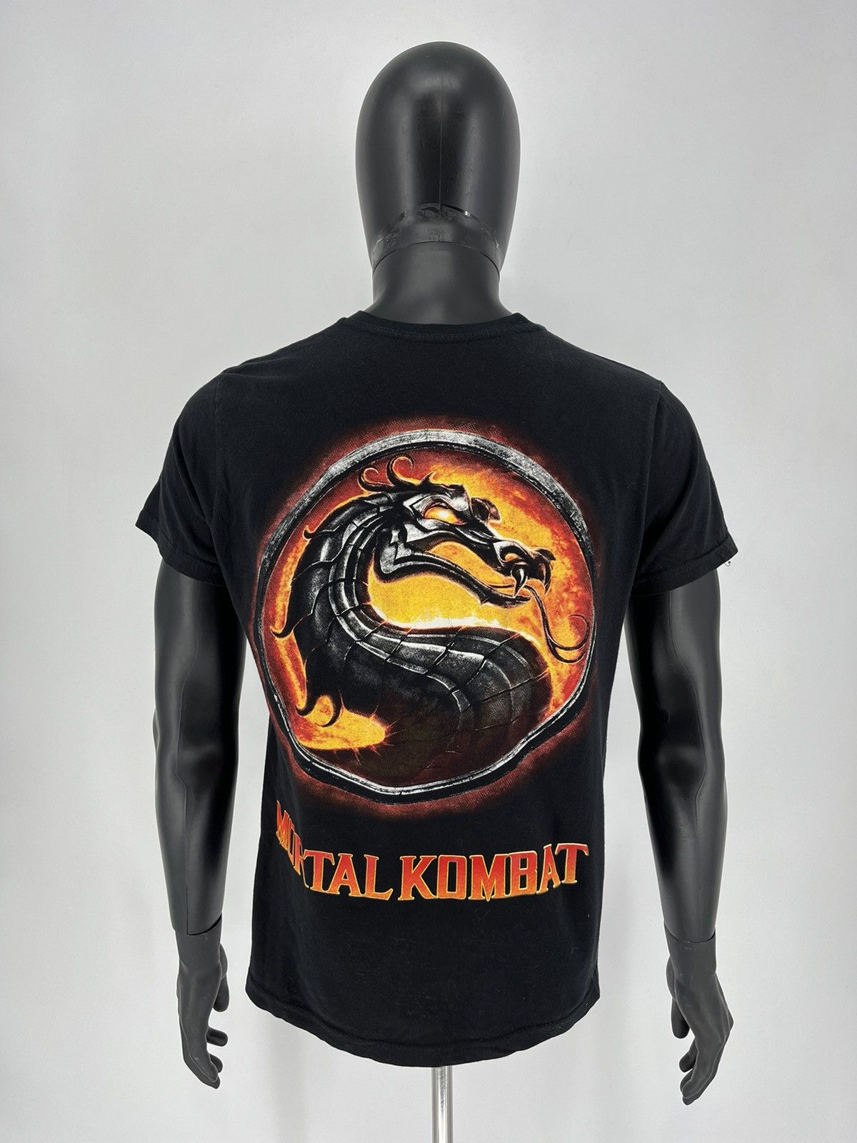Band Tees Mortal Kombat In Flames Vintage Y2K T-Shirt Size US M / EU 48-50 / 2 - 7 Thumbnail