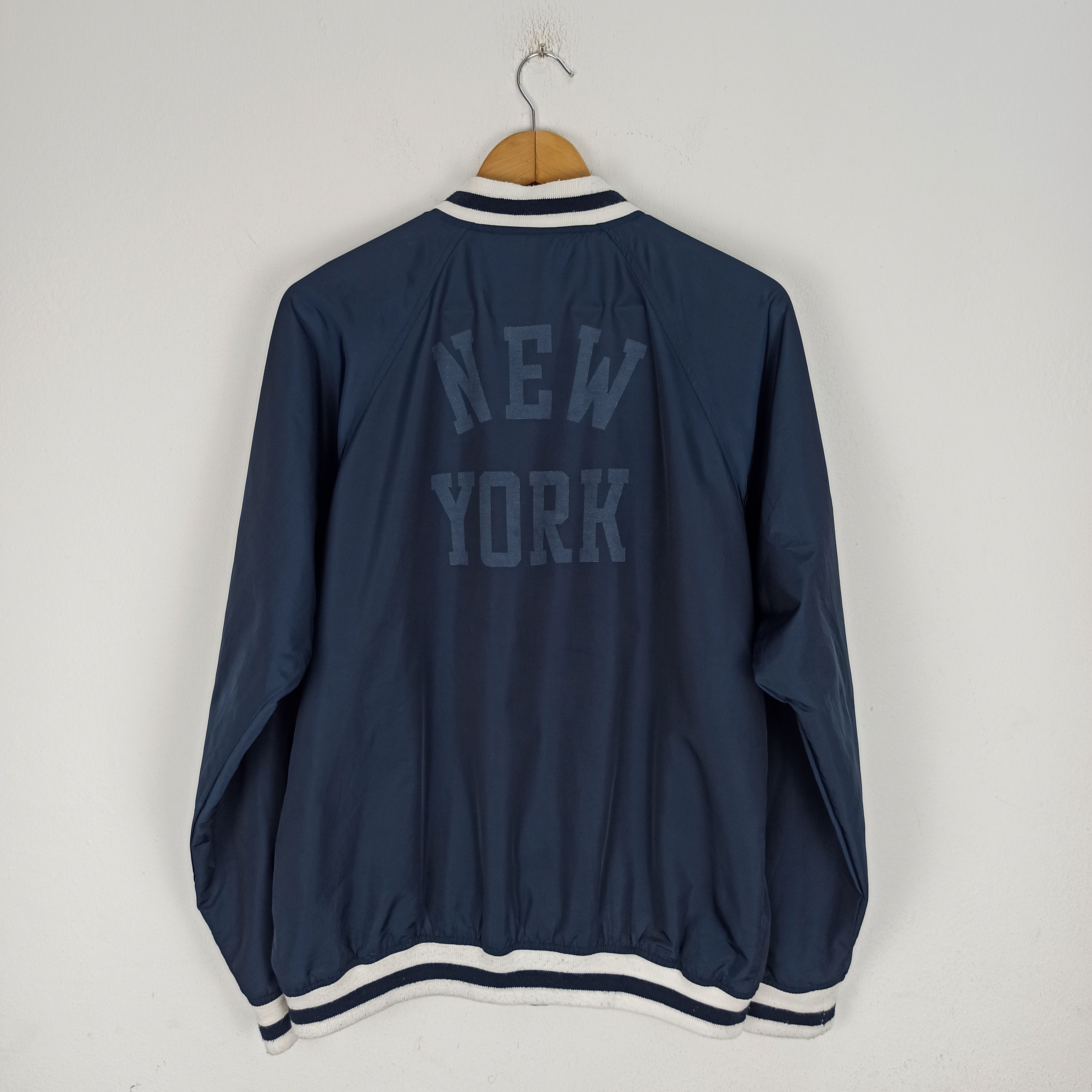 Champion Vintage Champion New York Light Jacket Rare Design Size US L / EU 52-54 / 3 - 6 Thumbnail