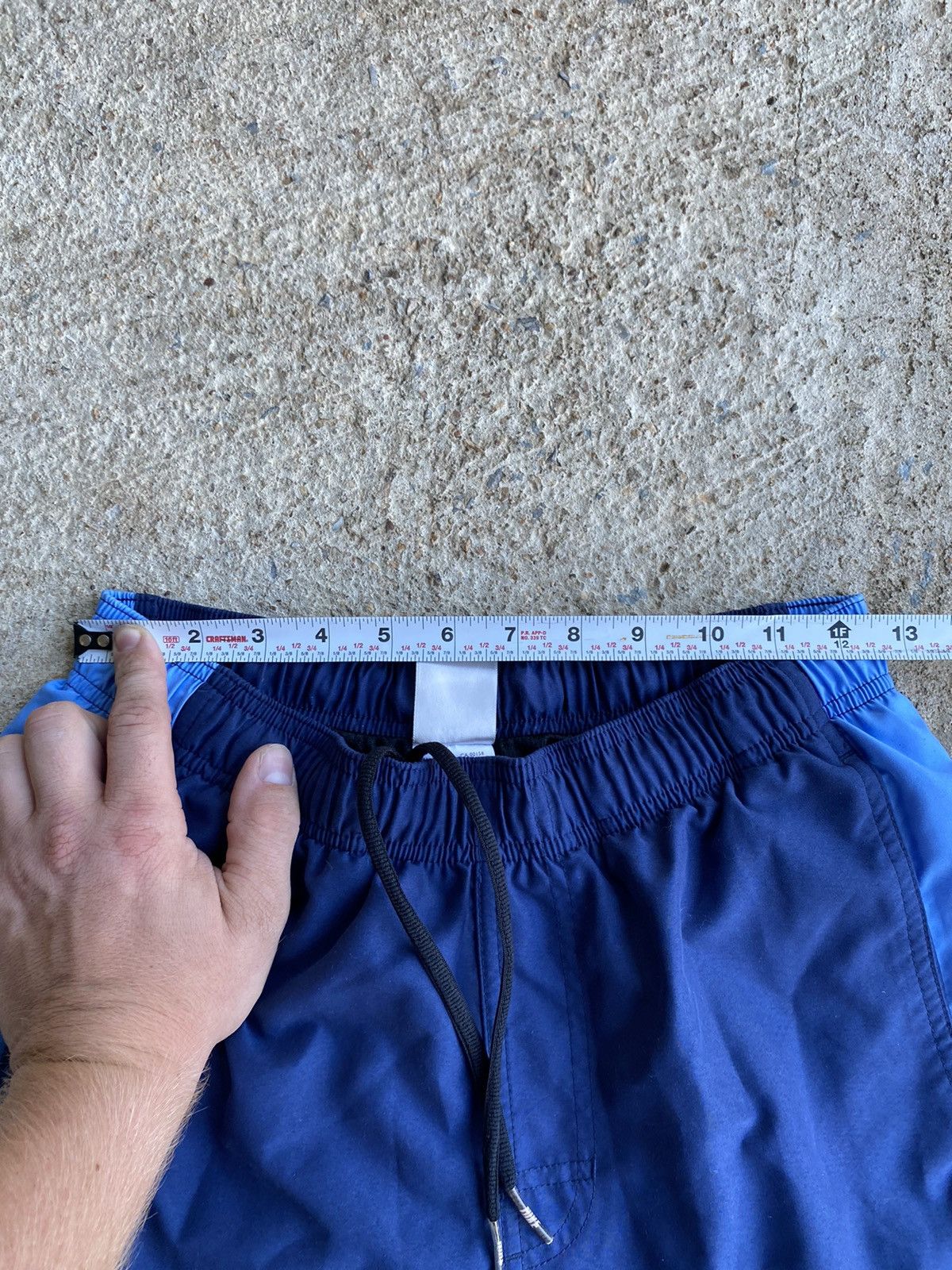 Nike × Vintage Vintage Y2K Nike Blue Lined Shorts Size US 26 / EU 42 - 8 Thumbnail