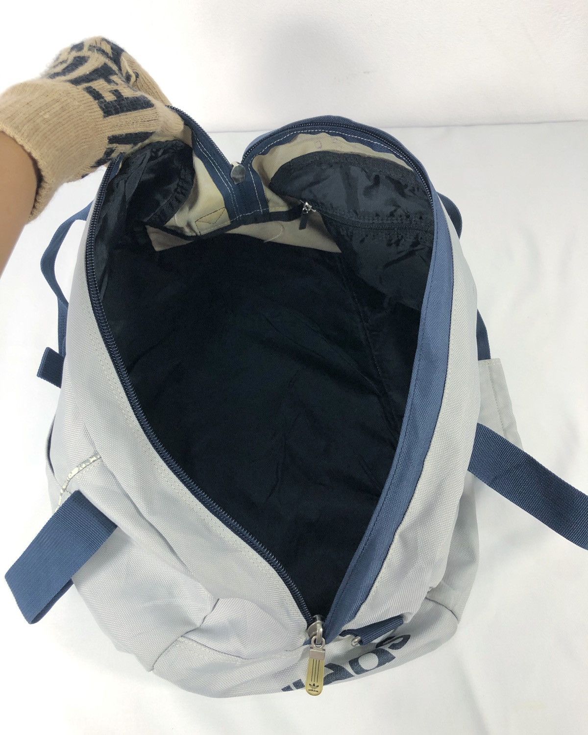 Adidas × Vintage Rare Vintage 90s Adidas Trefoil Duffle Bag Size ONE SIZE - 12 Thumbnail