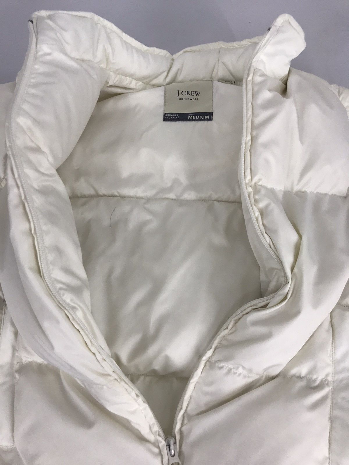 J.Crew J.Crew Outerwear Short Puffer Quilte Jacket Zip Up Style Size M / US 6-8 / IT 42-44 - 7 Thumbnail