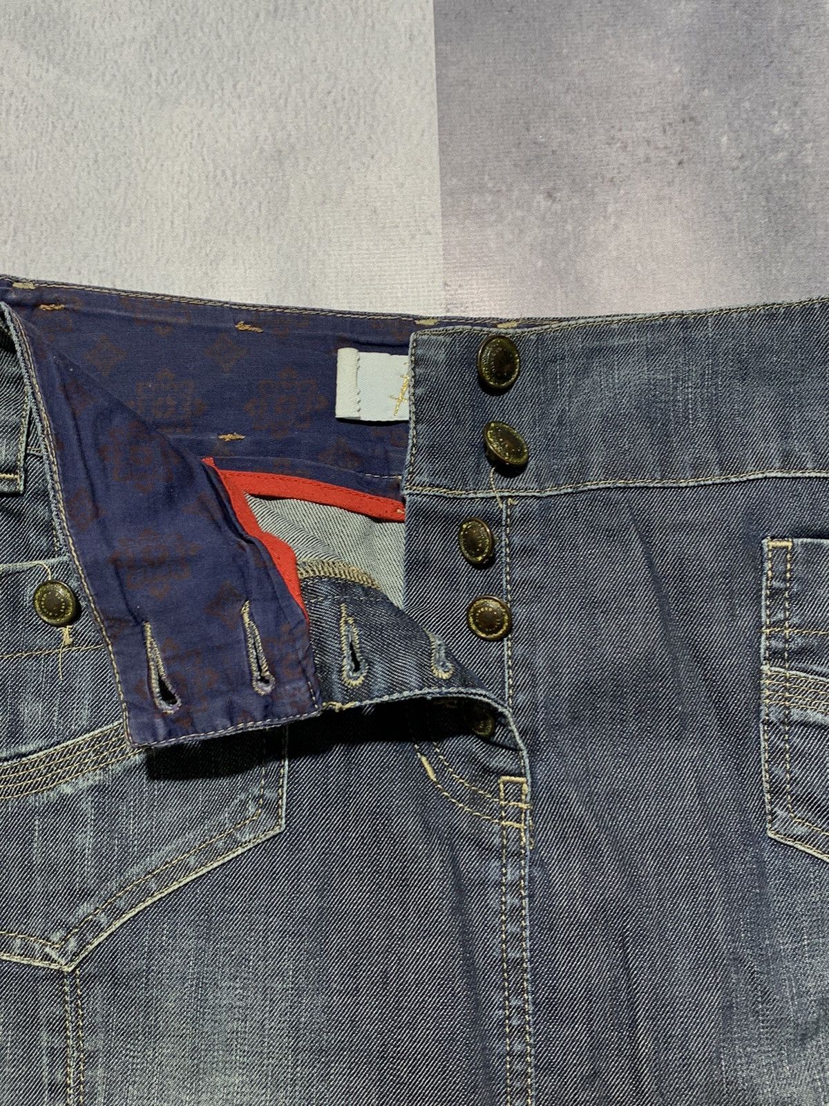Japanese Brand × Vintage Vintage Y2K denim mini skirt streetwear style size 32 Size 32" / US 10 / IT 46 - 4 Thumbnail