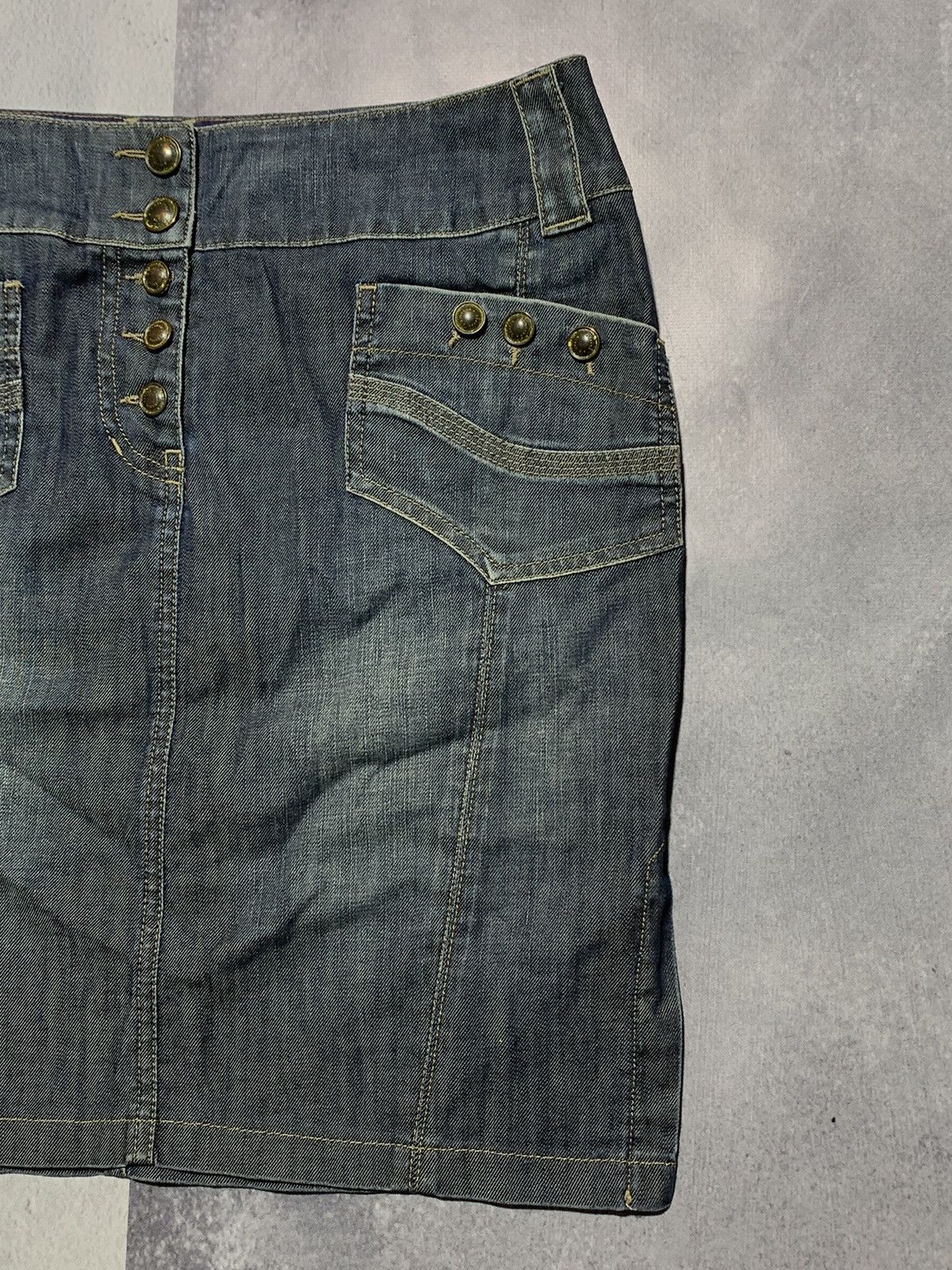 Japanese Brand × Vintage Vintage Y2K denim mini skirt streetwear style size 32 Size 32" / US 10 / IT 46 - 3 Thumbnail