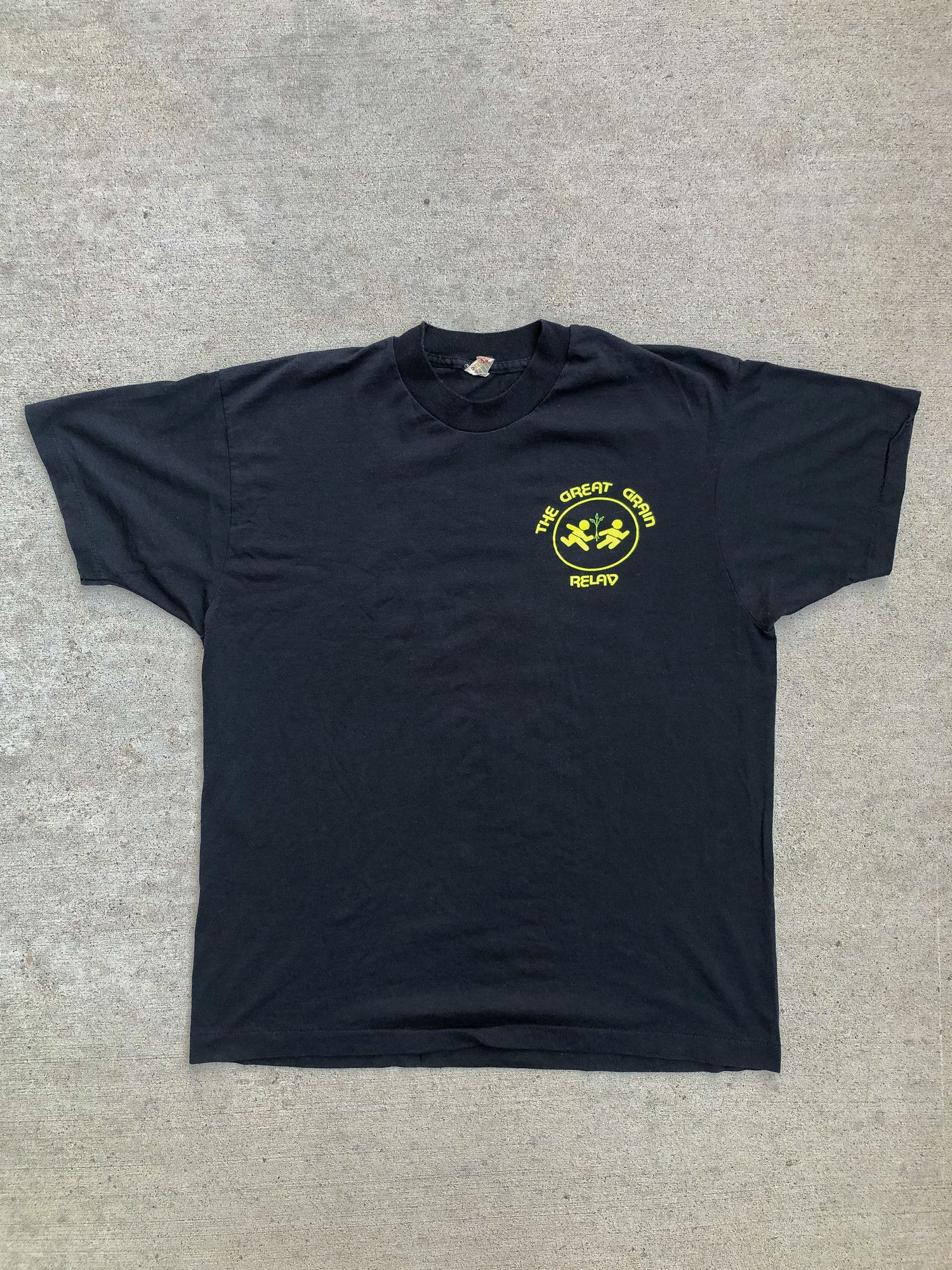 Vintage Vintage 90s Single Stitch Faded Black T Shirt Size US L / EU 52-54 / 3 - 1 Thumbnail