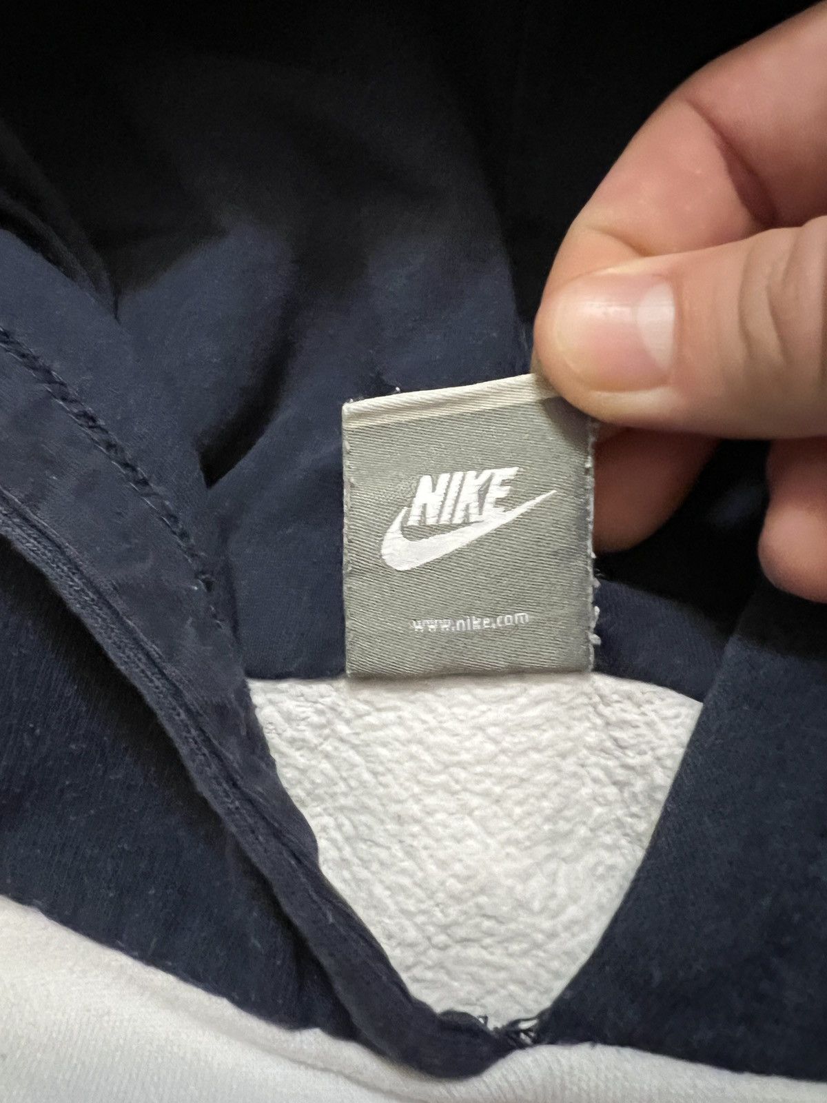 Nike Hoodie Nike vintage central logo central swoosh retro y2k Size S / US 4 / IT 40 - 8 Thumbnail
