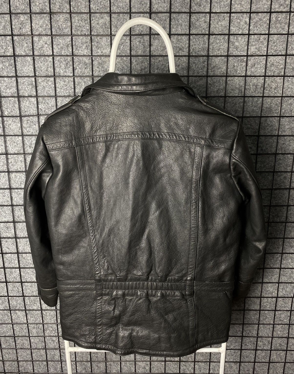Genuine Leather Louis Vintage 80s 90s Real Cow Leather Biker Jacket Size L Size L / US 10 / IT 46 - 10 Thumbnail