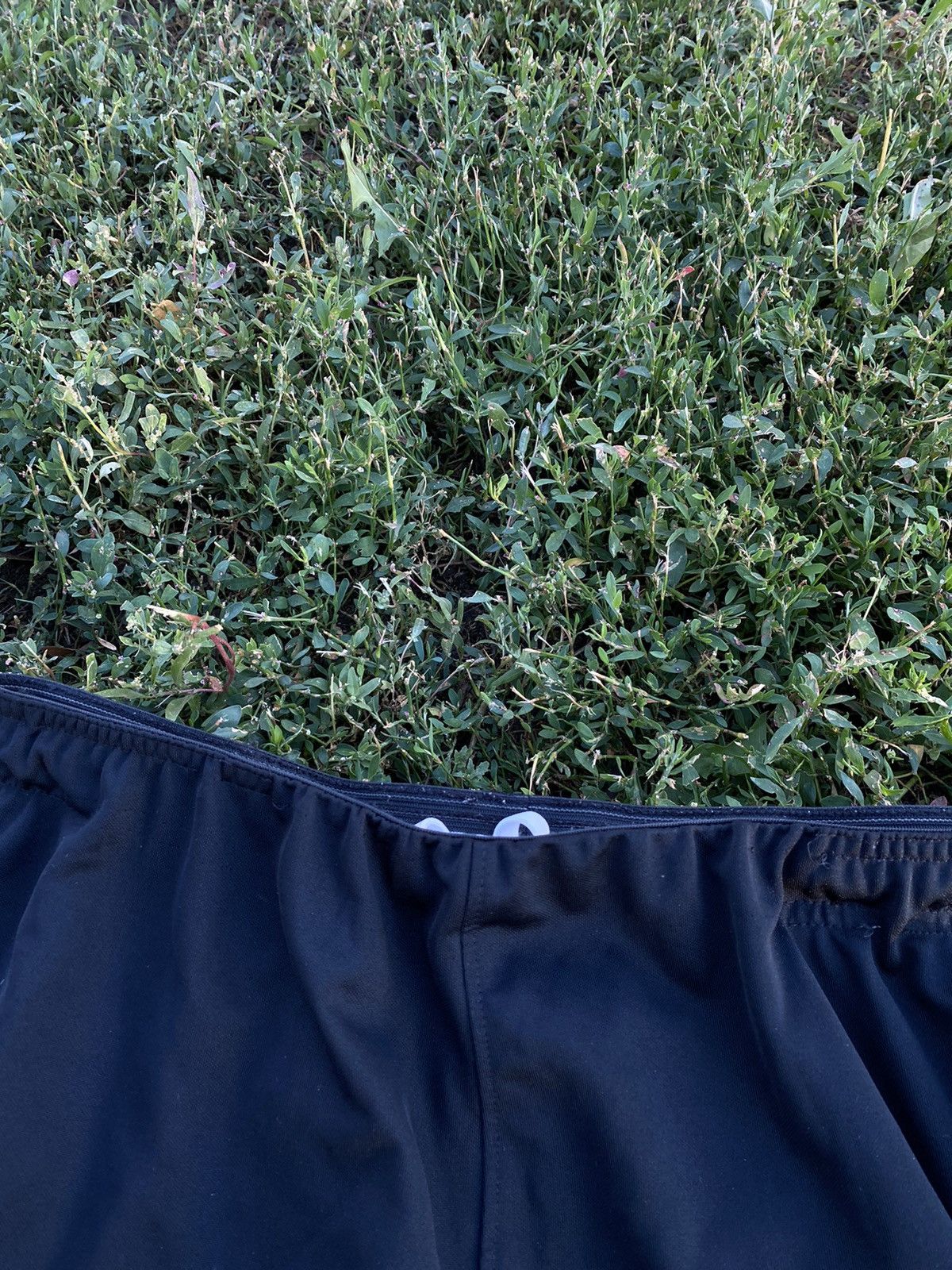 Nike Vintage Nike shorts streetwear swoosh casual y2k size M Size US 32 / EU 48 - 4 Thumbnail