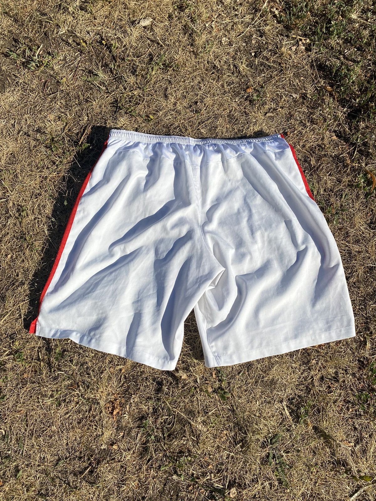 Nike Vintage Nike shorts streetwear swoosh casual y2k size XL Size US 36 / EU 52 - 3 Thumbnail