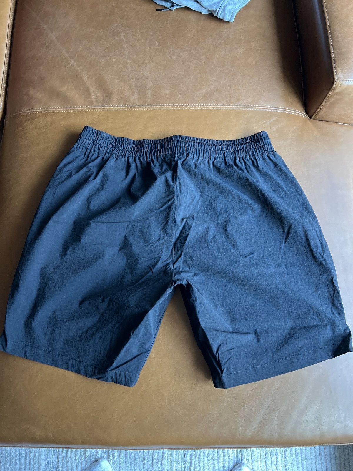 Reigning Champ Reigning Champ Black Tech Shorts Size XXL Size US 40 / EU 56 - 2 Thumbnail