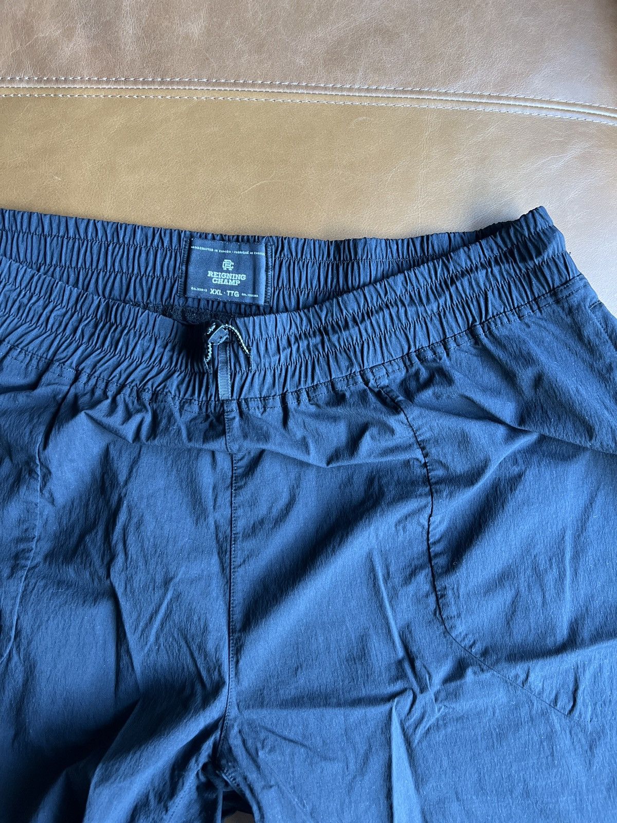 Reigning Champ Reigning Champ Black Tech Shorts Size XXL Size US 40 / EU 56 - 3 Thumbnail