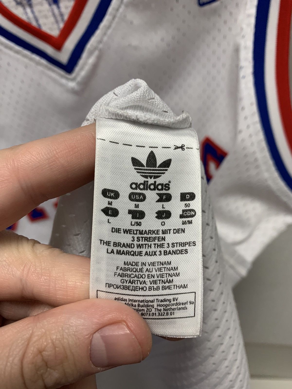 Adidas Julius Erving 6 Philadelphia Sixers Adidas jersey hardwood M Size US M / EU 48-50 / 2 - 6 Thumbnail