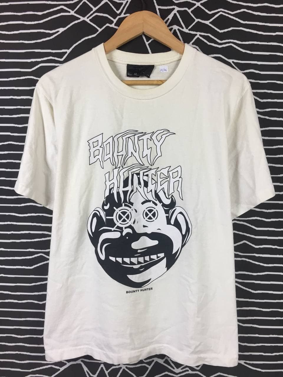 Bounty Hunter Bounty Hunter Japan Anthrax Not Man Graphics Tee Size US L / EU 52-54 / 3 - 3 Thumbnail