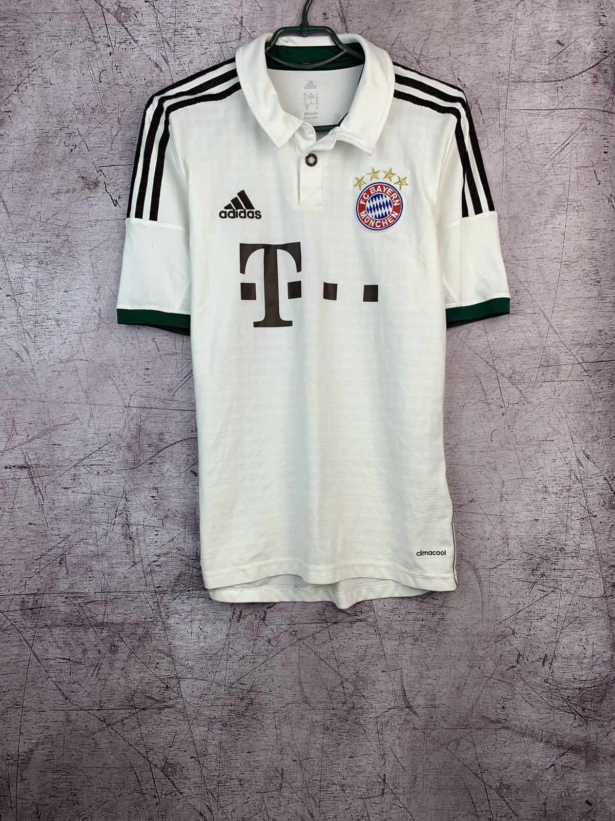 Bayern Munich Football Shirt Soccer Jersey Tee