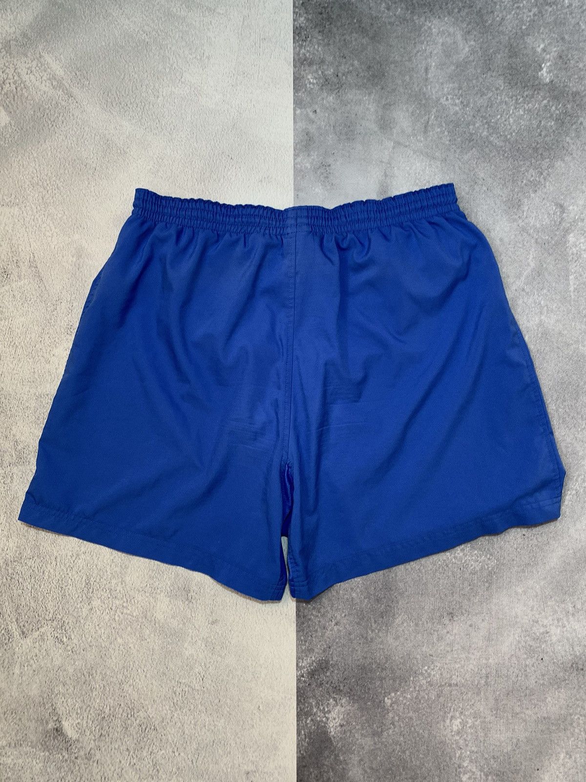 Nike Vintage Nike shorts swoosh streetwear Y2K style size L Size US 34 / EU 50 - 4 Thumbnail