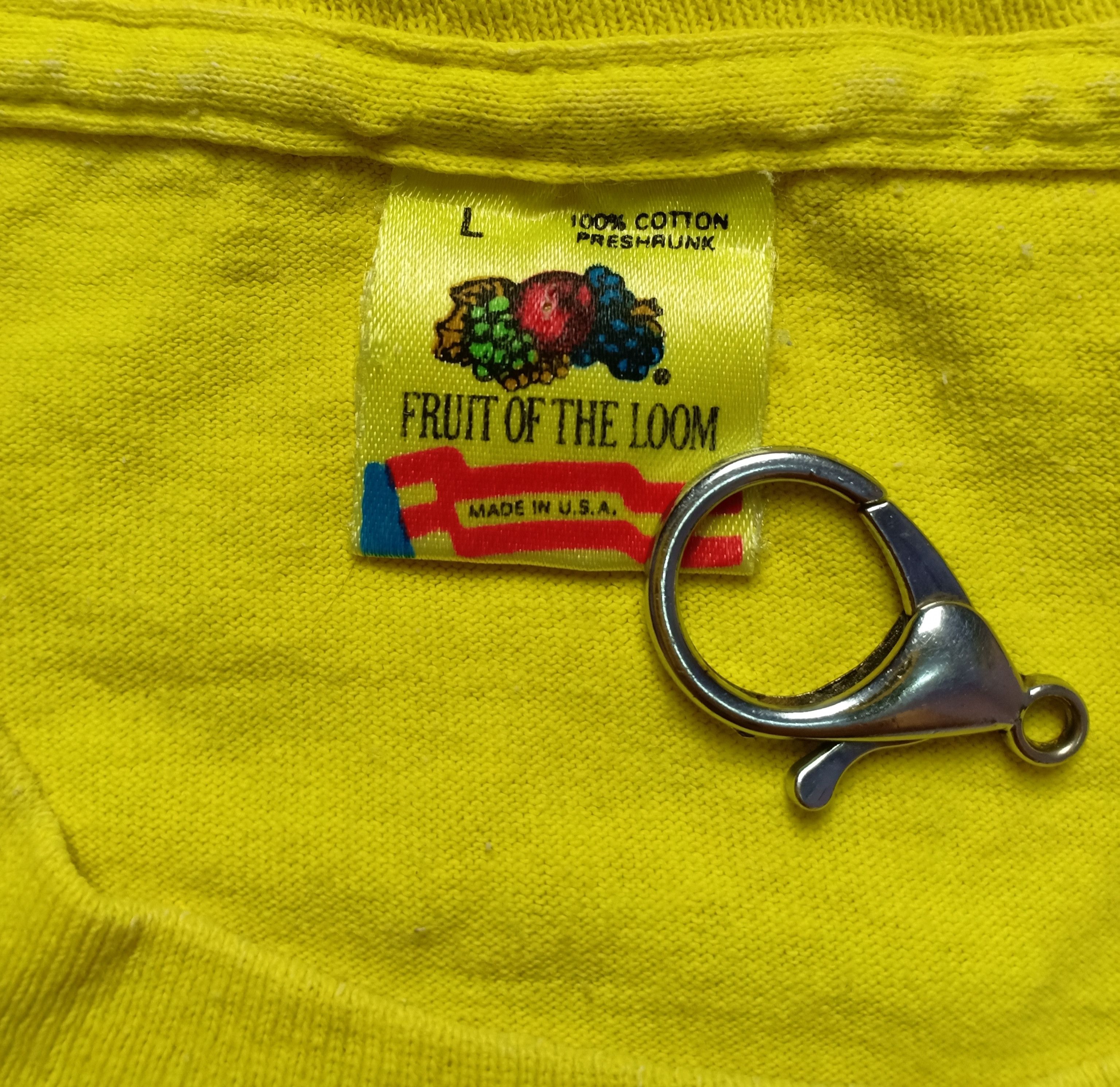 Fruit Of The Loom Vintage 80s 90s Surf Surfing Bermuda Beach Promo Tee Size US L / EU 52-54 / 3 - 4 Thumbnail