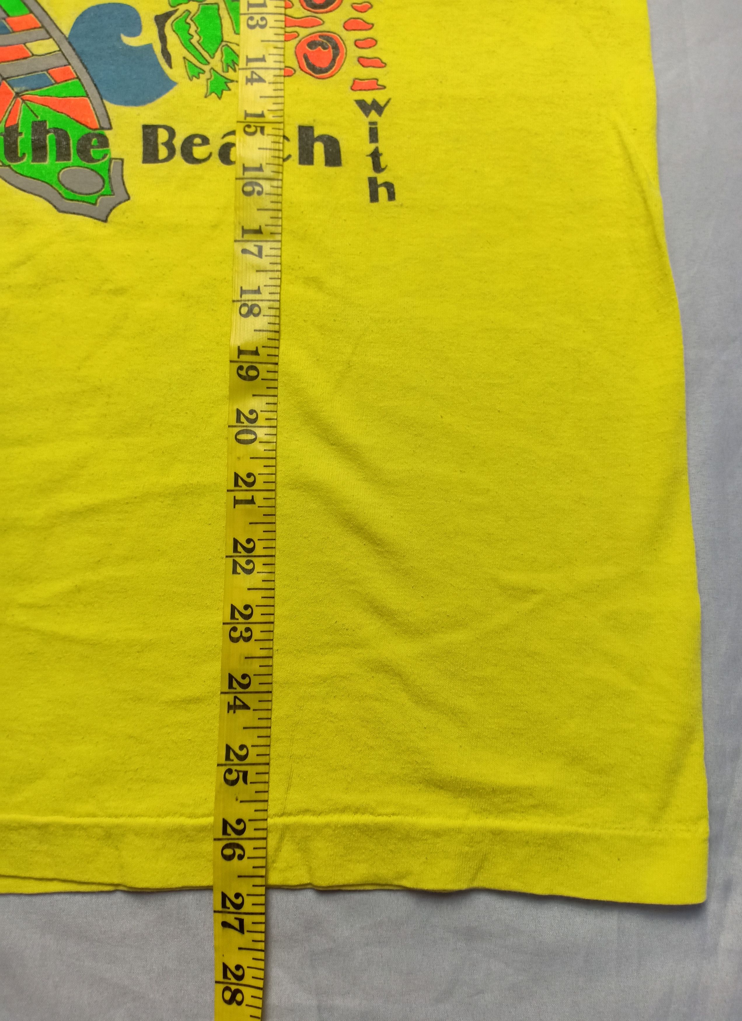 Fruit Of The Loom Vintage 80s 90s Surf Surfing Bermuda Beach Promo Tee Size US L / EU 52-54 / 3 - 7 Thumbnail