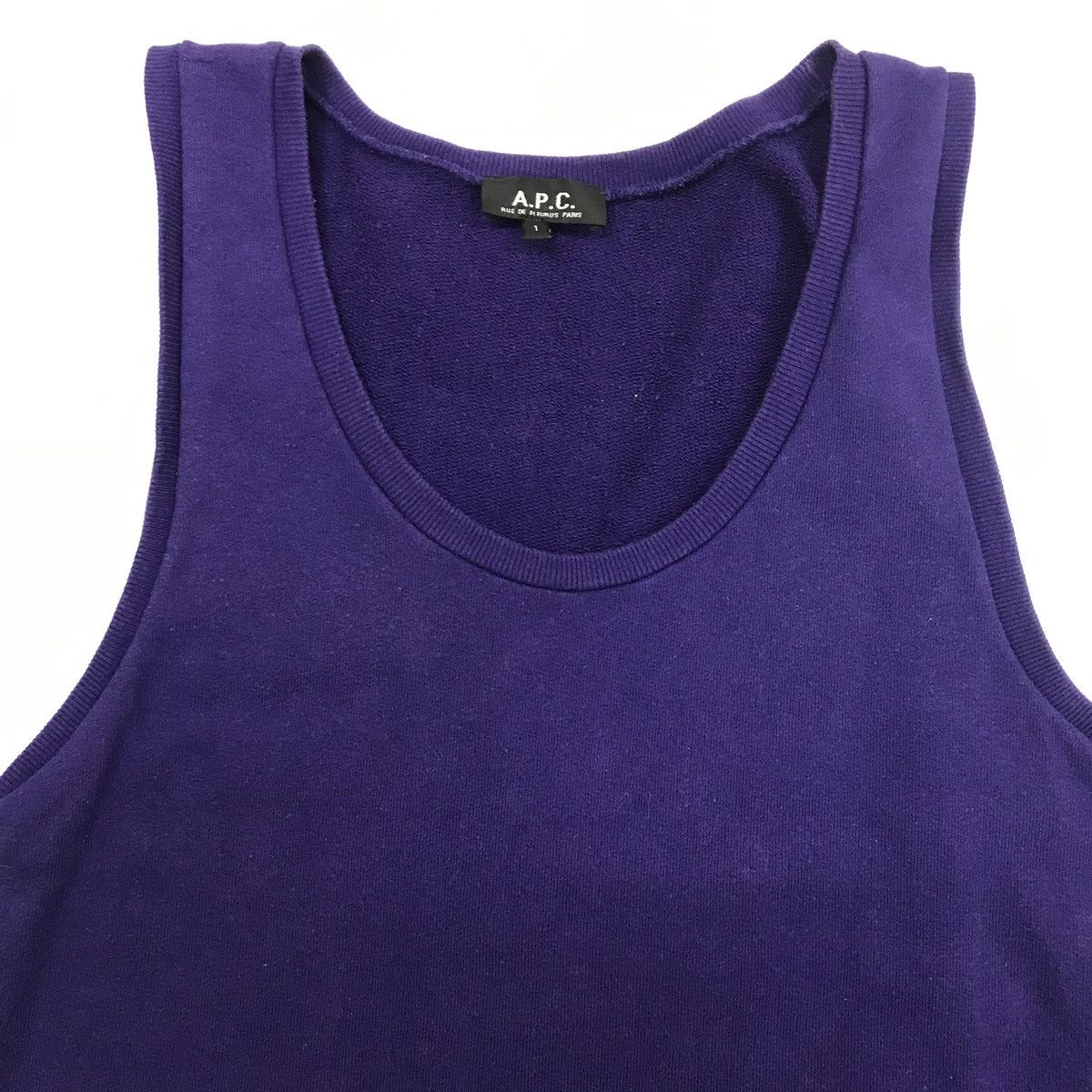 A.P.C. APC Singlet Xmas Winter Sales Size S / US 4 / IT 40 - 2 Thumbnail