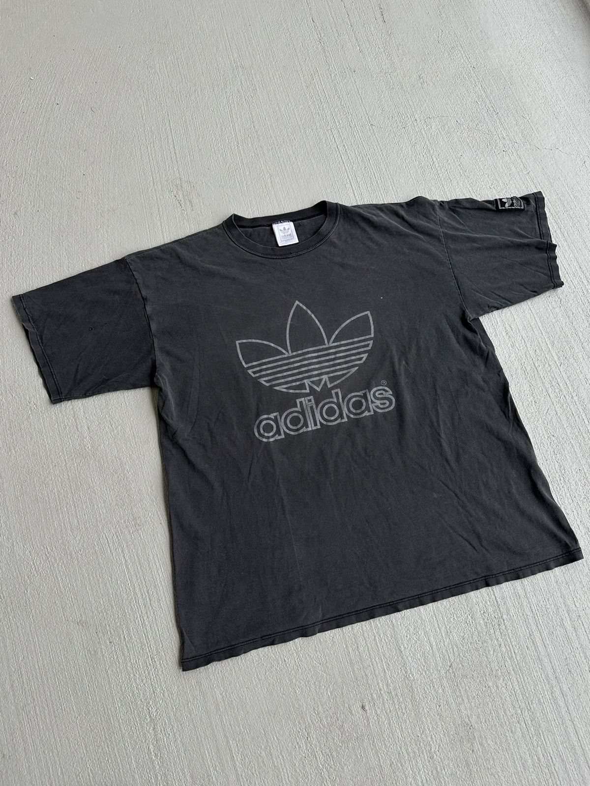 Other Vintage Faded Adidas Shirt Size US XL / EU 56 / 4 - 1 Thumbnail