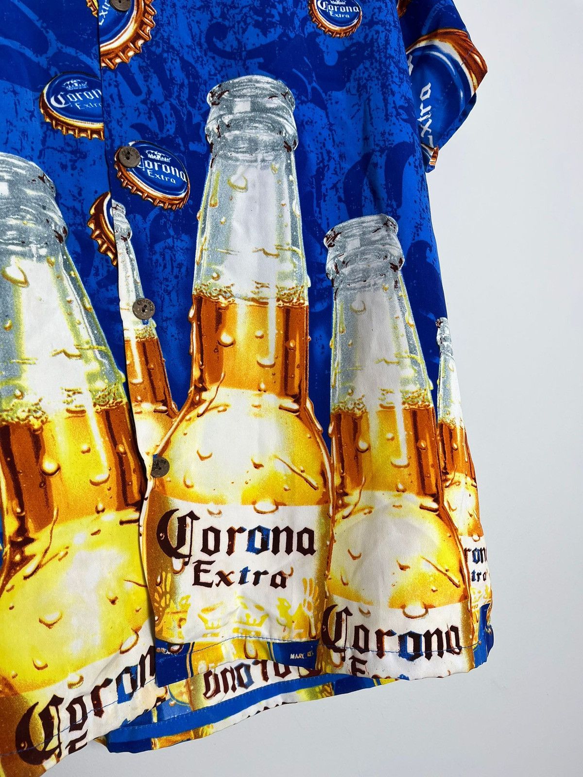 Other Rare corona extra shirt pattern y2k vintage Size US L / EU 52-54 / 3 - 3 Thumbnail