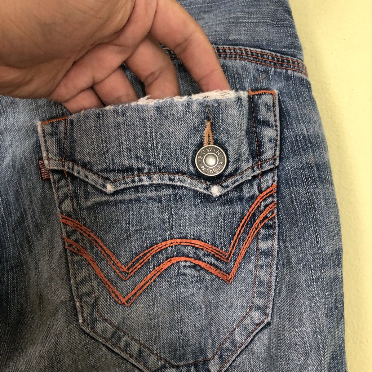 Edwin Distressed Buckle Denim Jeans Edwin Size US 30 / EU 46 - 8 Thumbnail