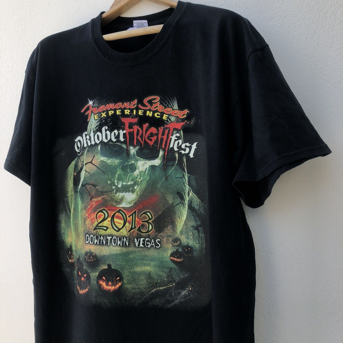 Vintage HALLOWEEN‼️‼️ Oktober Fright Fest 2013 Downtown Vegas Size US L / EU 52-54 / 3 - 3 Thumbnail