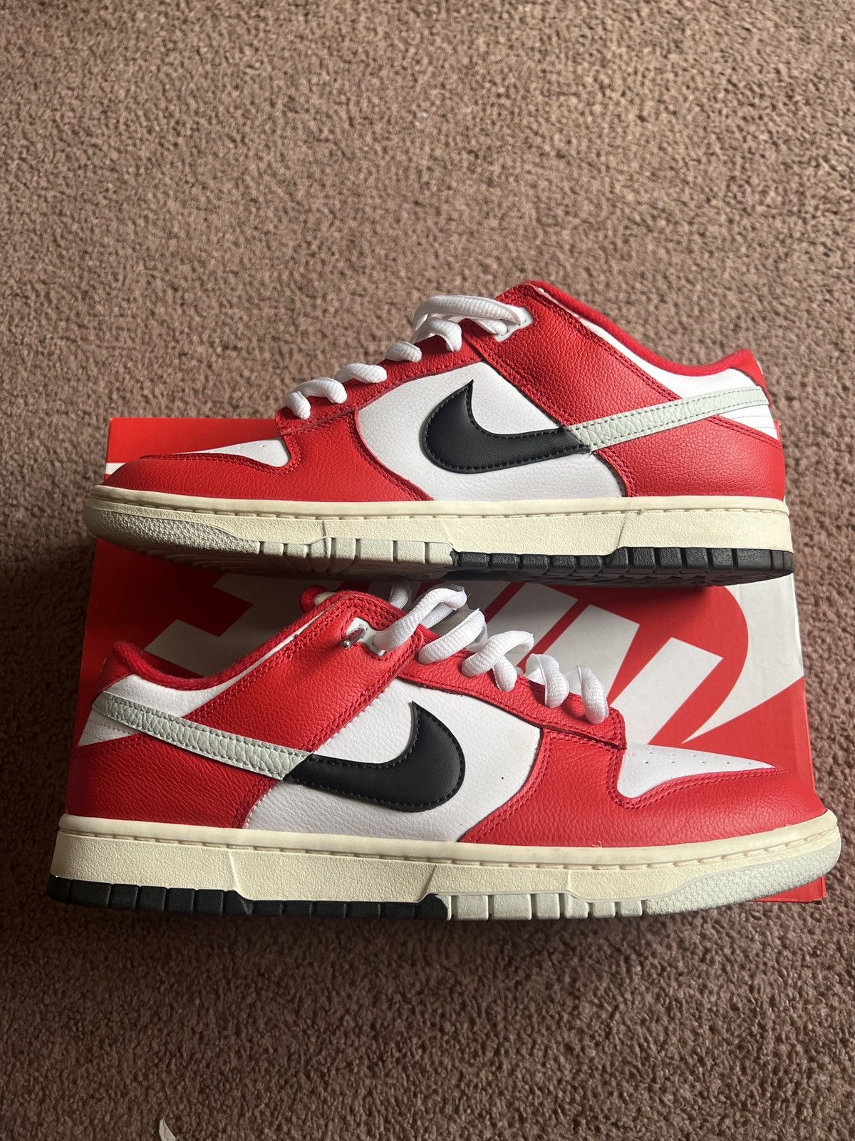 Nike Dunk Low Chicago Split